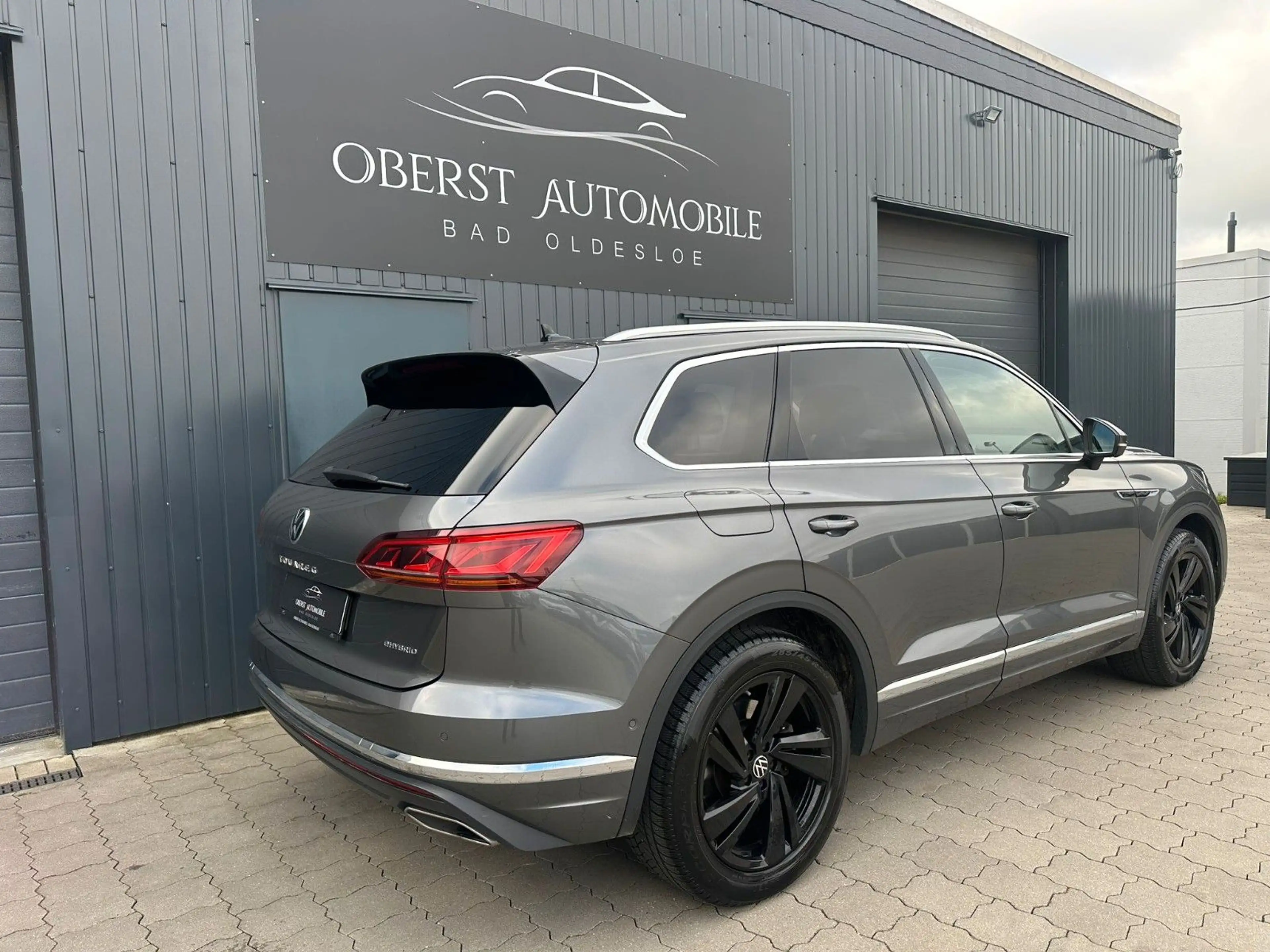 Volkswagen Touareg 4Motion eHybrid*Panorama*Kamera*AHK* — photo 9