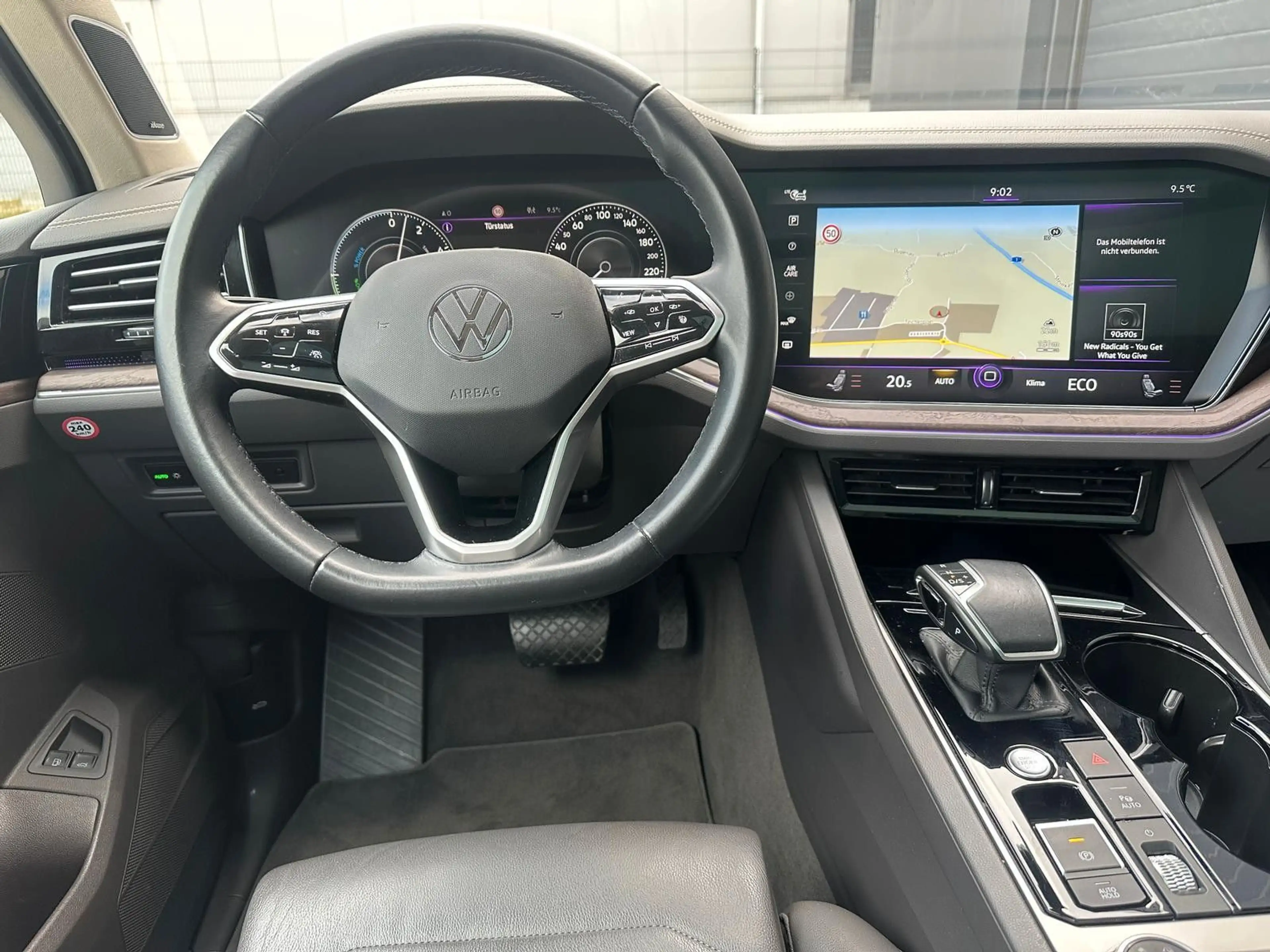 Volkswagen Touareg 4Motion eHybrid*Panorama*Kamera*AHK* — photo 11