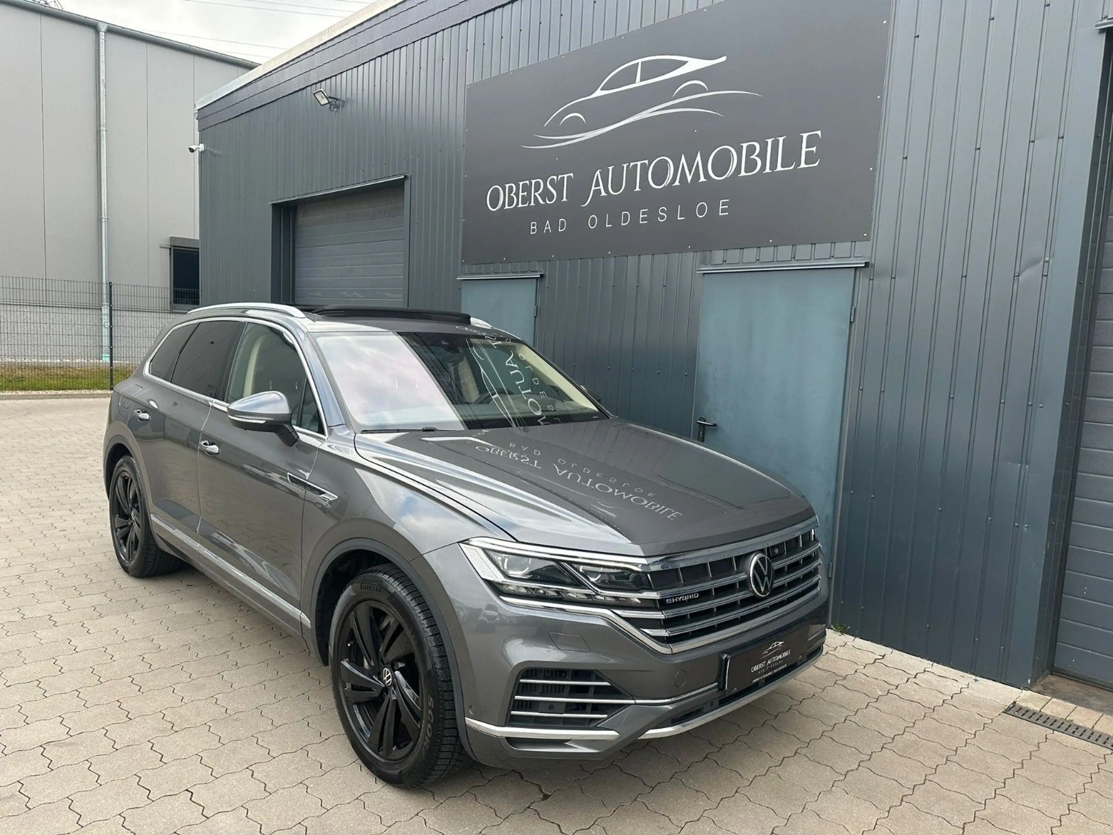Volkswagen Touareg 4Motion eHybrid*Panorama*Kamera*AHK* — photo 3