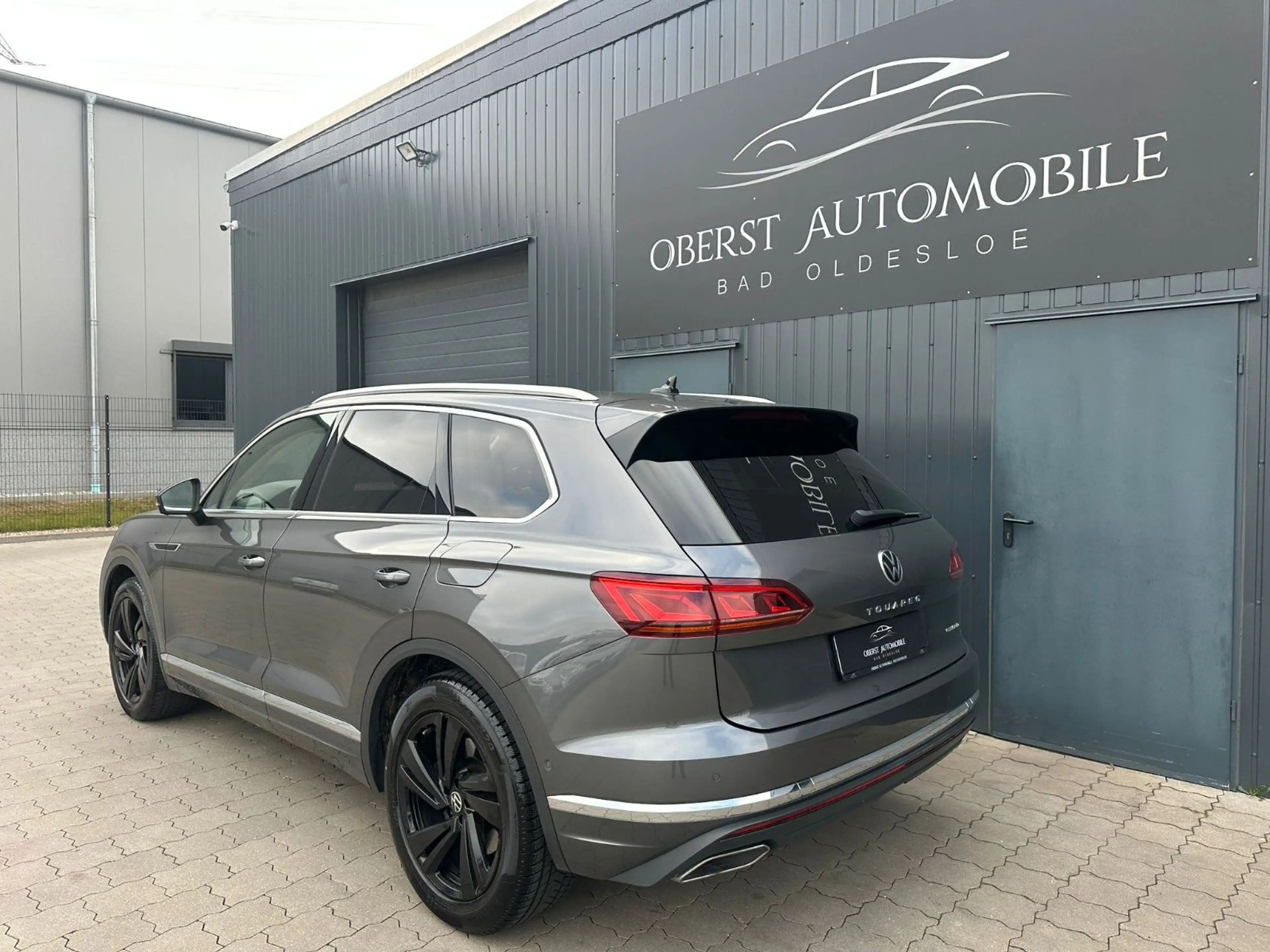 Volkswagen Touareg 4Motion eHybrid*Panorama*Kamera*AHK* — photo 7