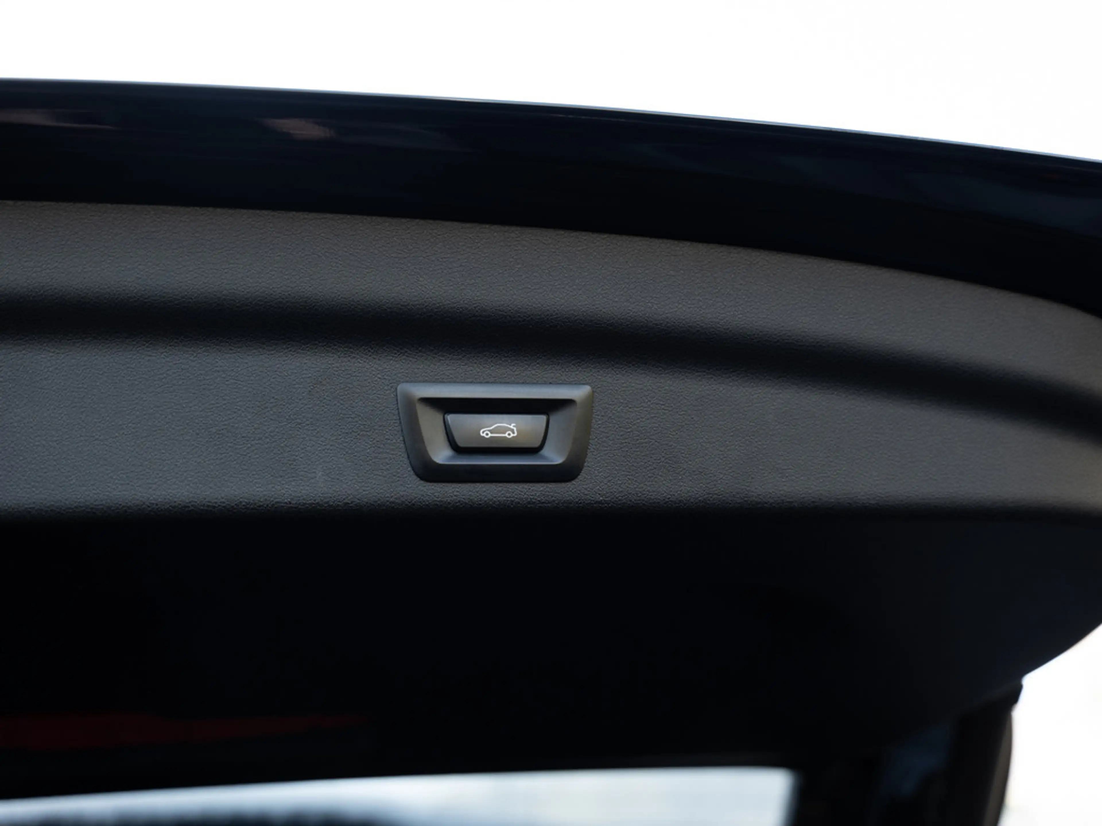 BMW iX1 xDrive30 xLine PANO LED NAVI KAMERA SHZ — photo 13
