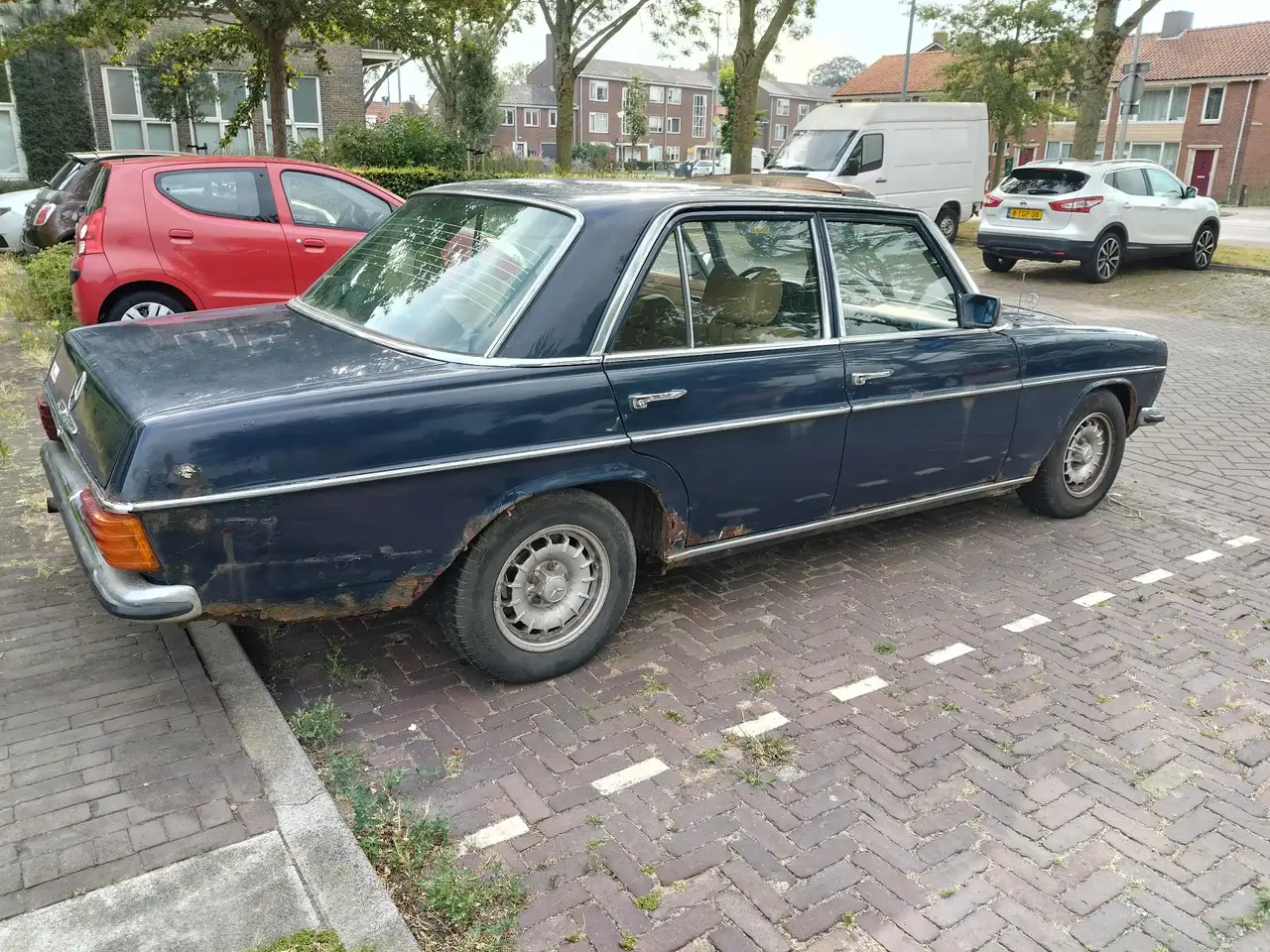 Mercedes-Benz 240, foto 10