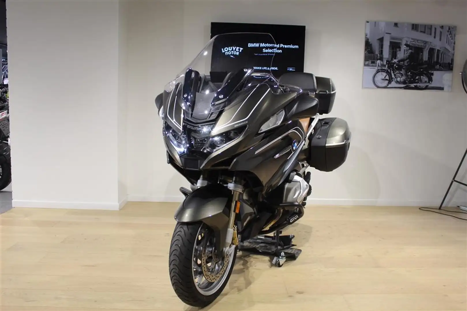 BMW R 1250 RT 0 Verde - 2