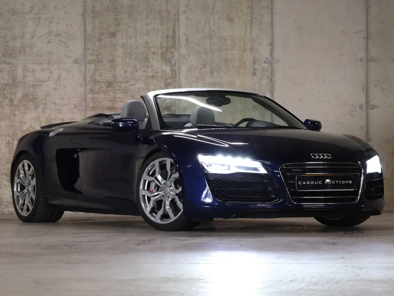 Audi R8