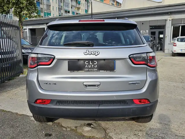 Jeep Compass view 5