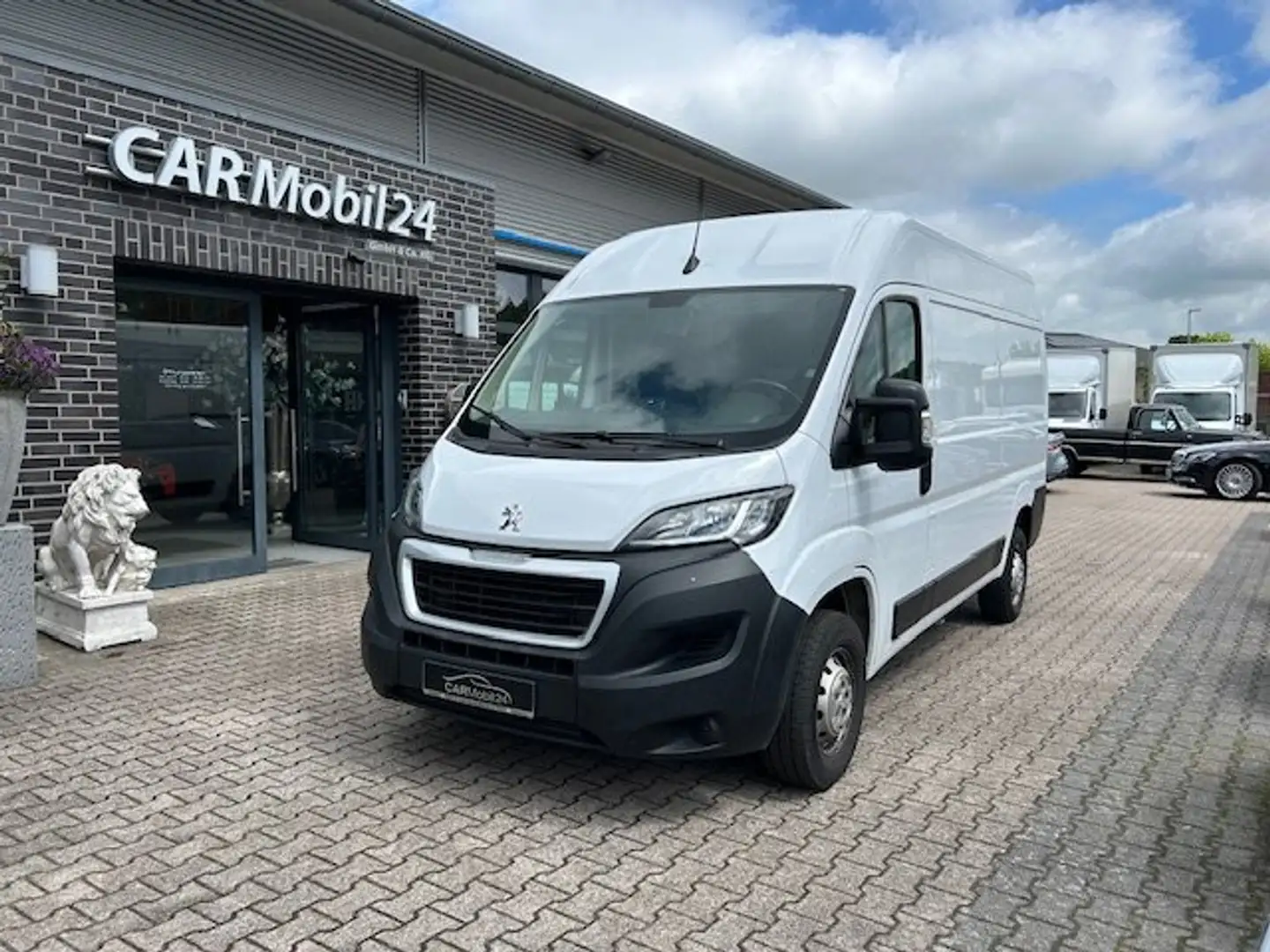 Peugeot Boxer 2.2 BlueHDI Premium L2H2*Klima*PDC*RFK - 1