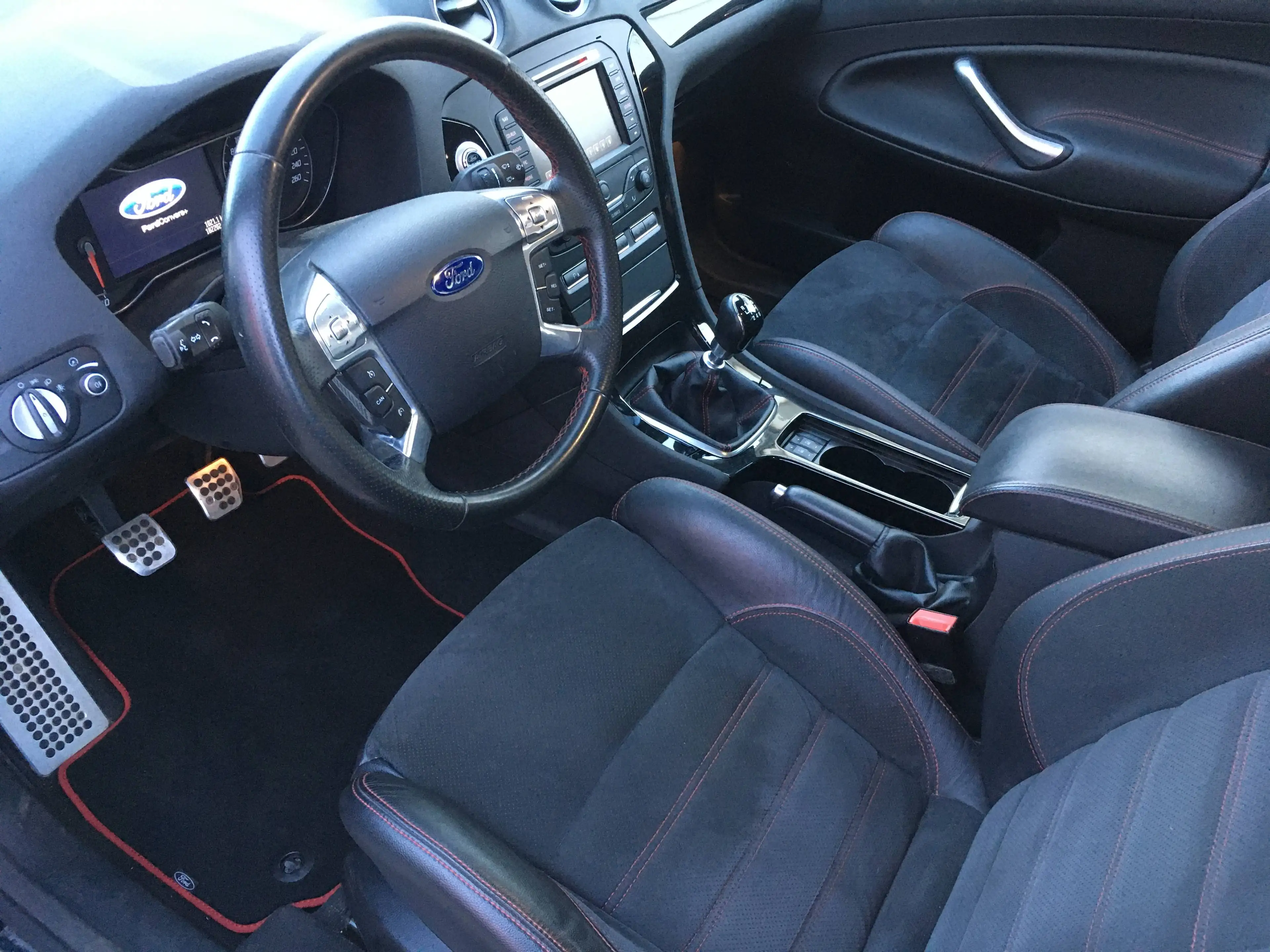 Ford Mondeo 2.0 Turbo Titanium S+Standheizung+Keyless Go+aus 1. Hand — photo 7