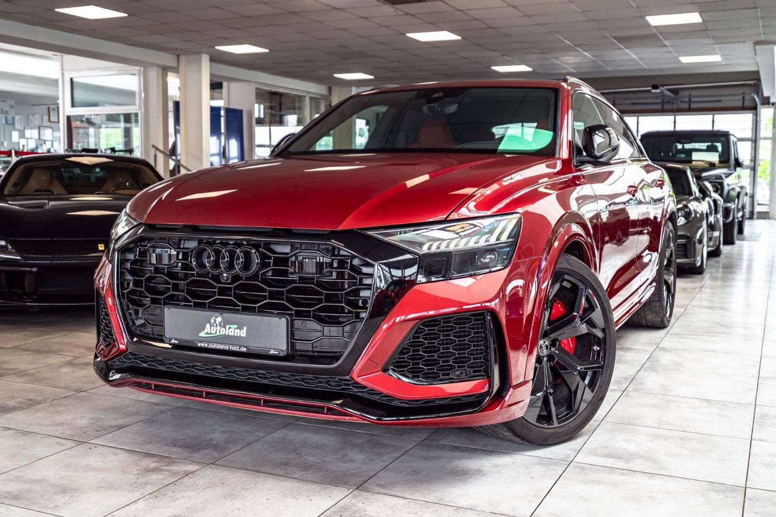 Second hand Audi Rsq8 