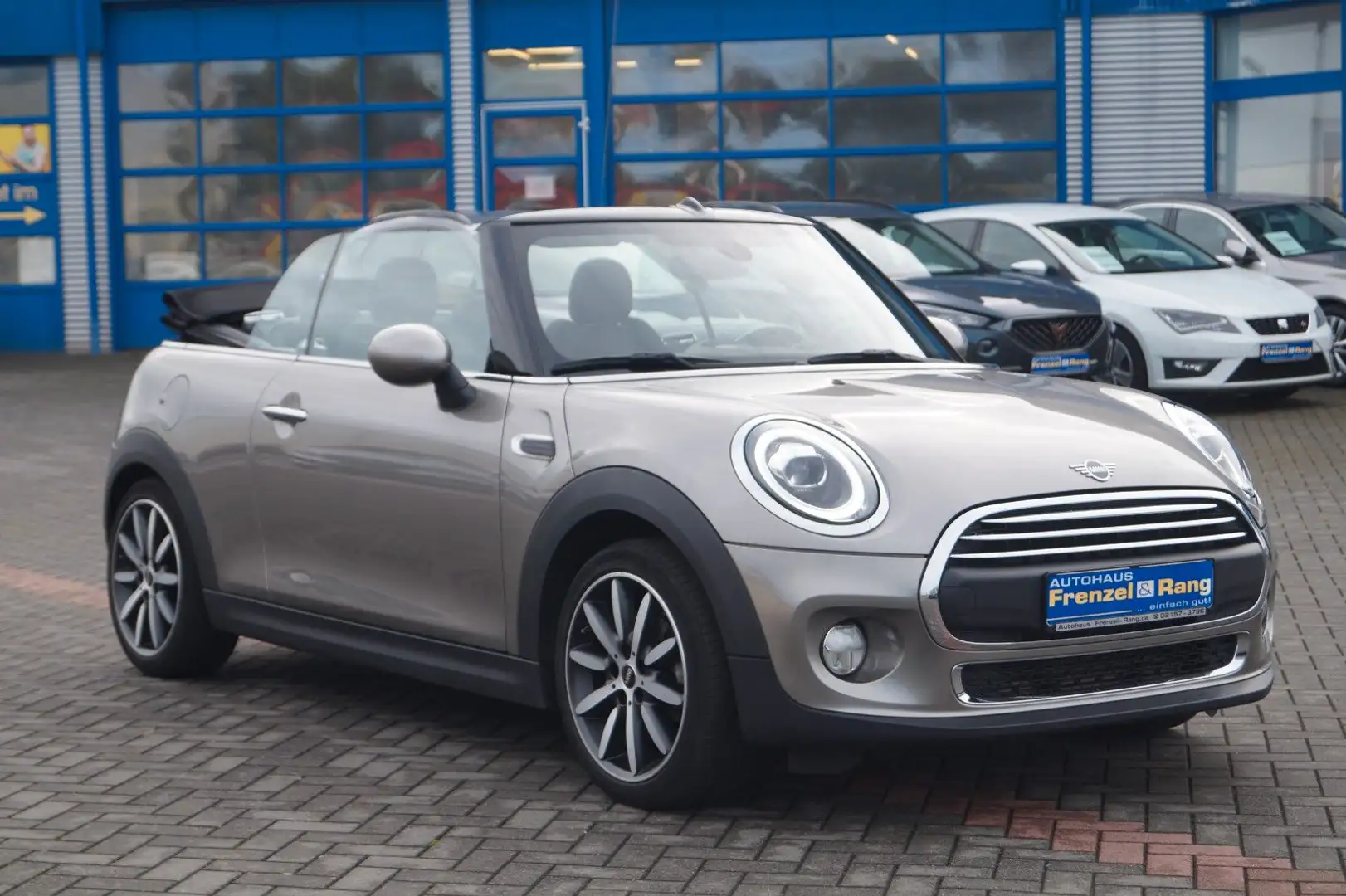MINI One Cabrio *LED*Klima*Sitzheizung*PDC*Kamera* Ezüst - 1