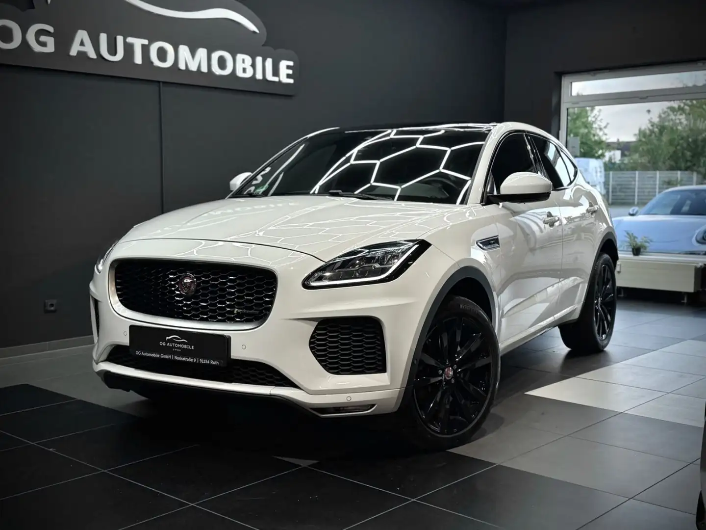 Jaguar E-Pace R-Dynamic S AWD*CAM*LEDER*SOUND*ACC*APPLE Blanc - 1