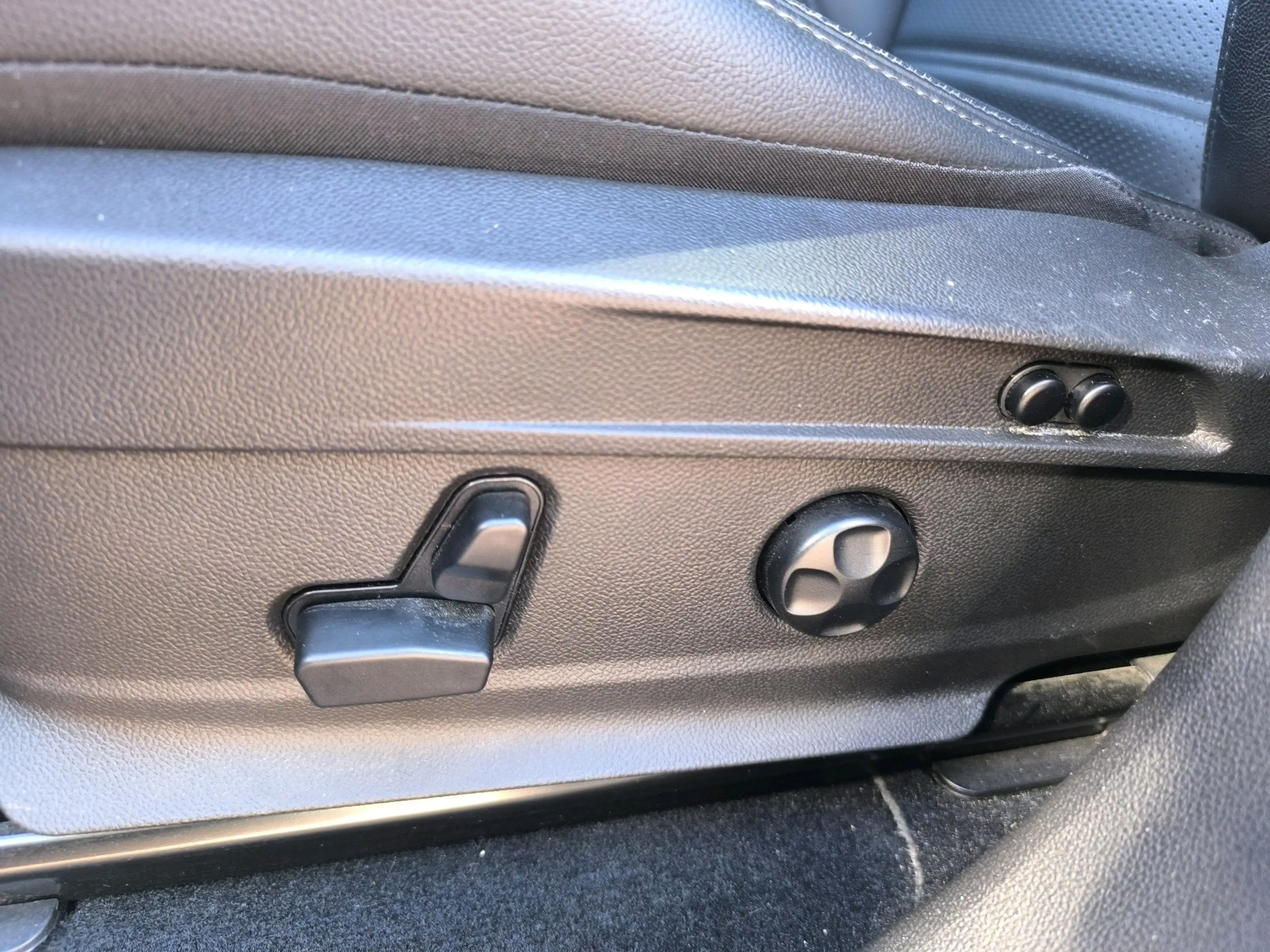Alfa Romeo Stelvio Veloce Q4 — photo 11