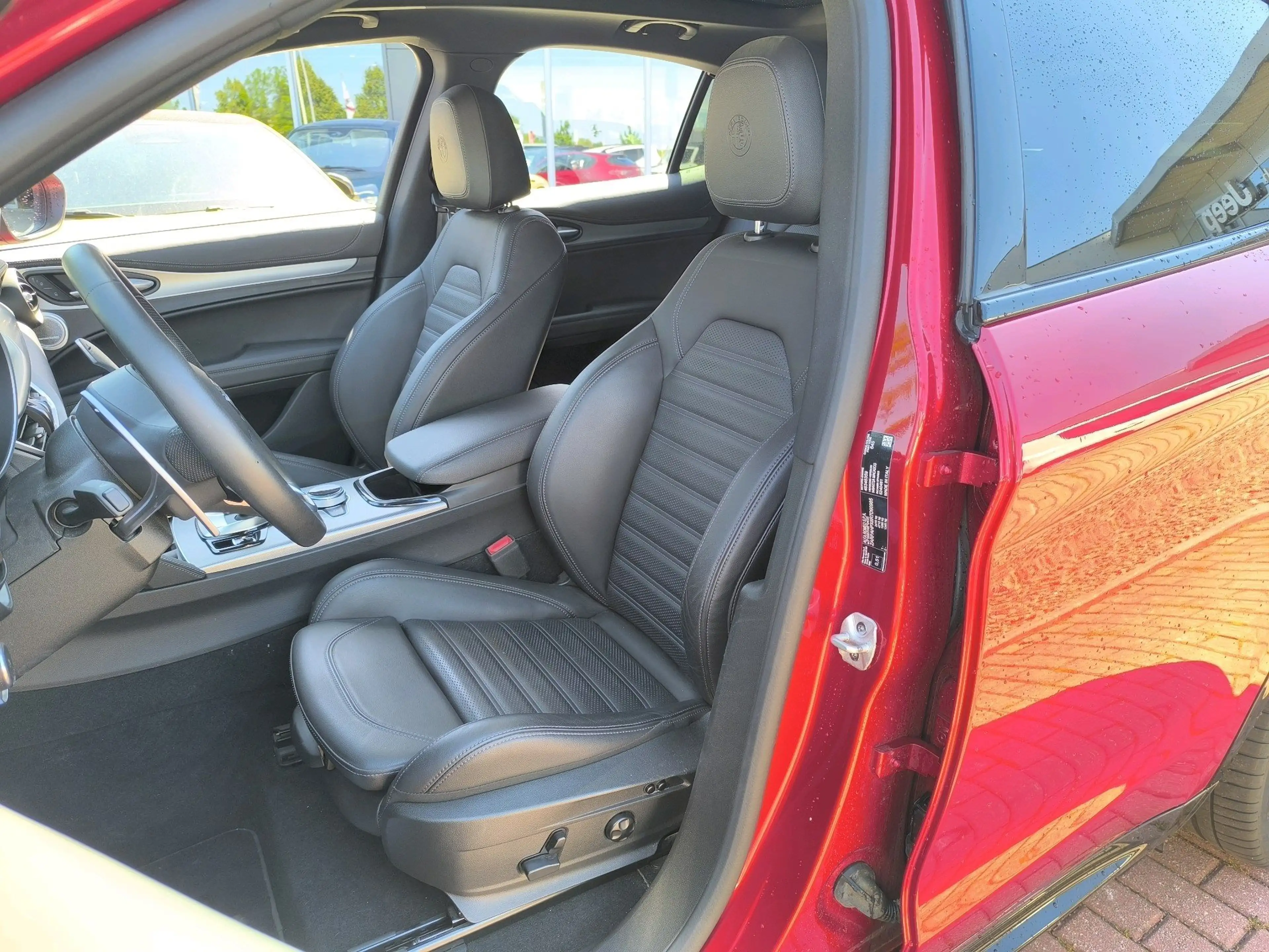 Alfa Romeo Stelvio Veloce Q4 — photo 10