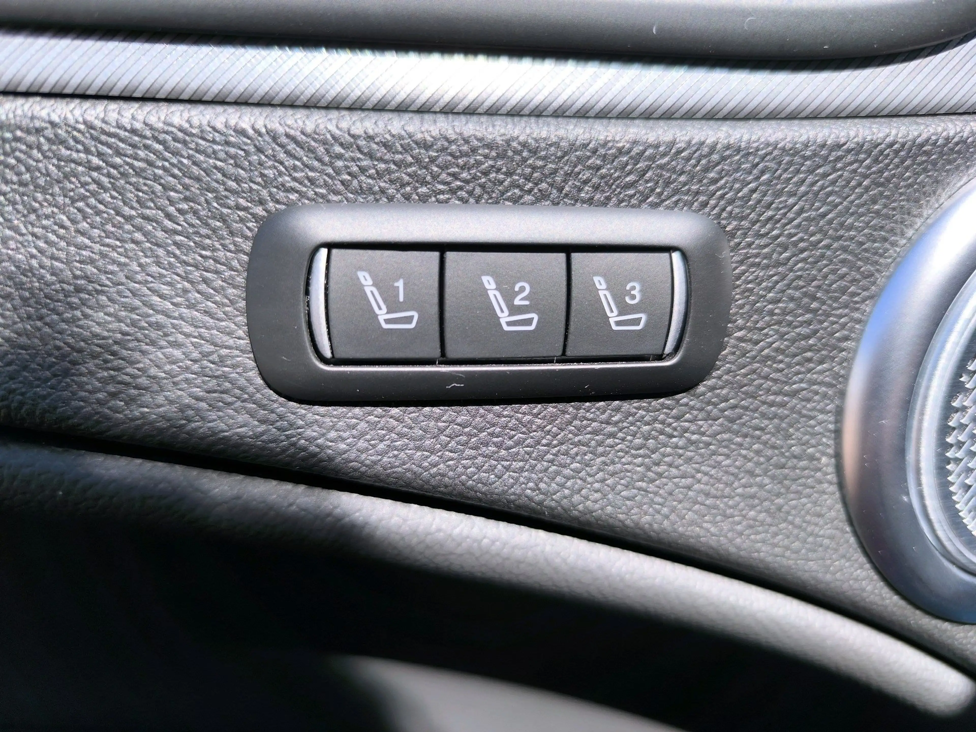 Alfa Romeo Stelvio Veloce Q4 — photo 12