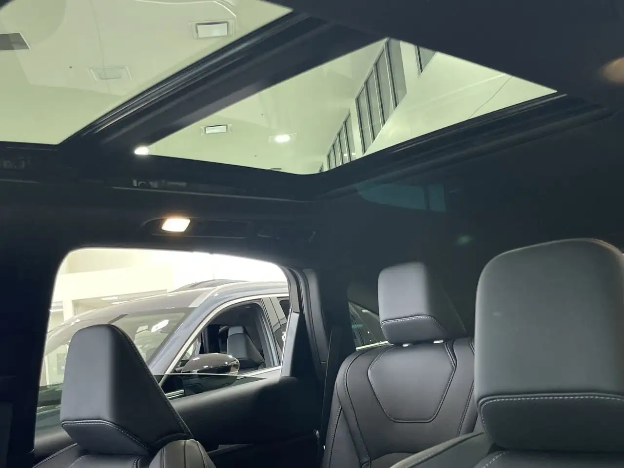 Infiniti снимка Infiniti