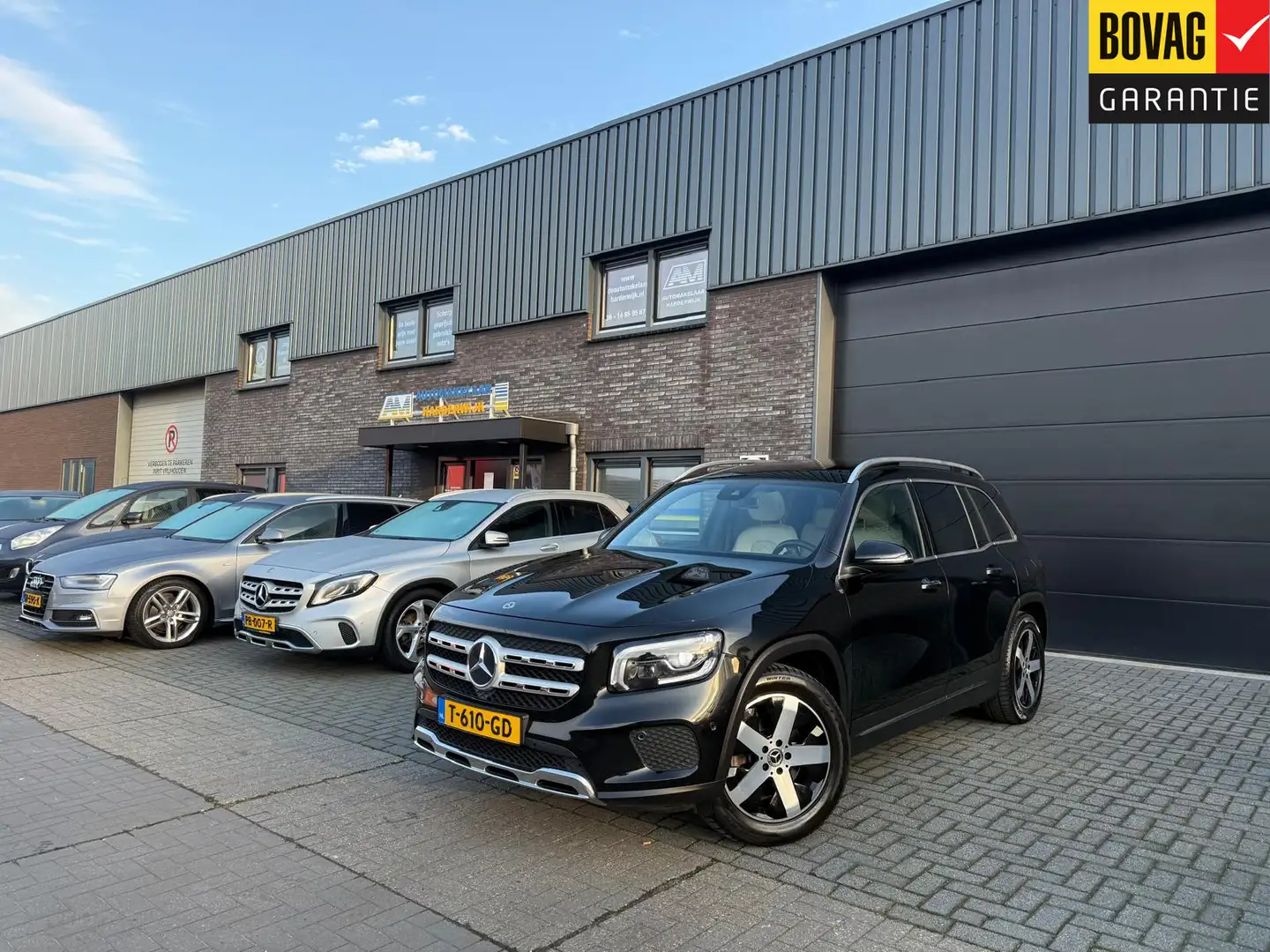 Mercedes-Benz GLB 250 4MATIC Advantage | 1E EIGENAAR | 12MND GARANTIE | Noir - 1