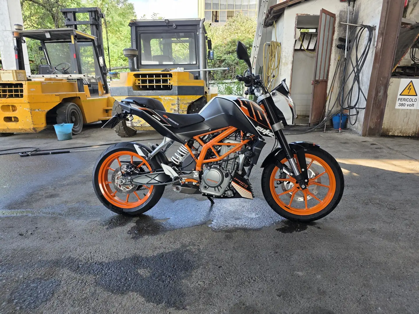 KTM 390 Duke abs Bianco - 2