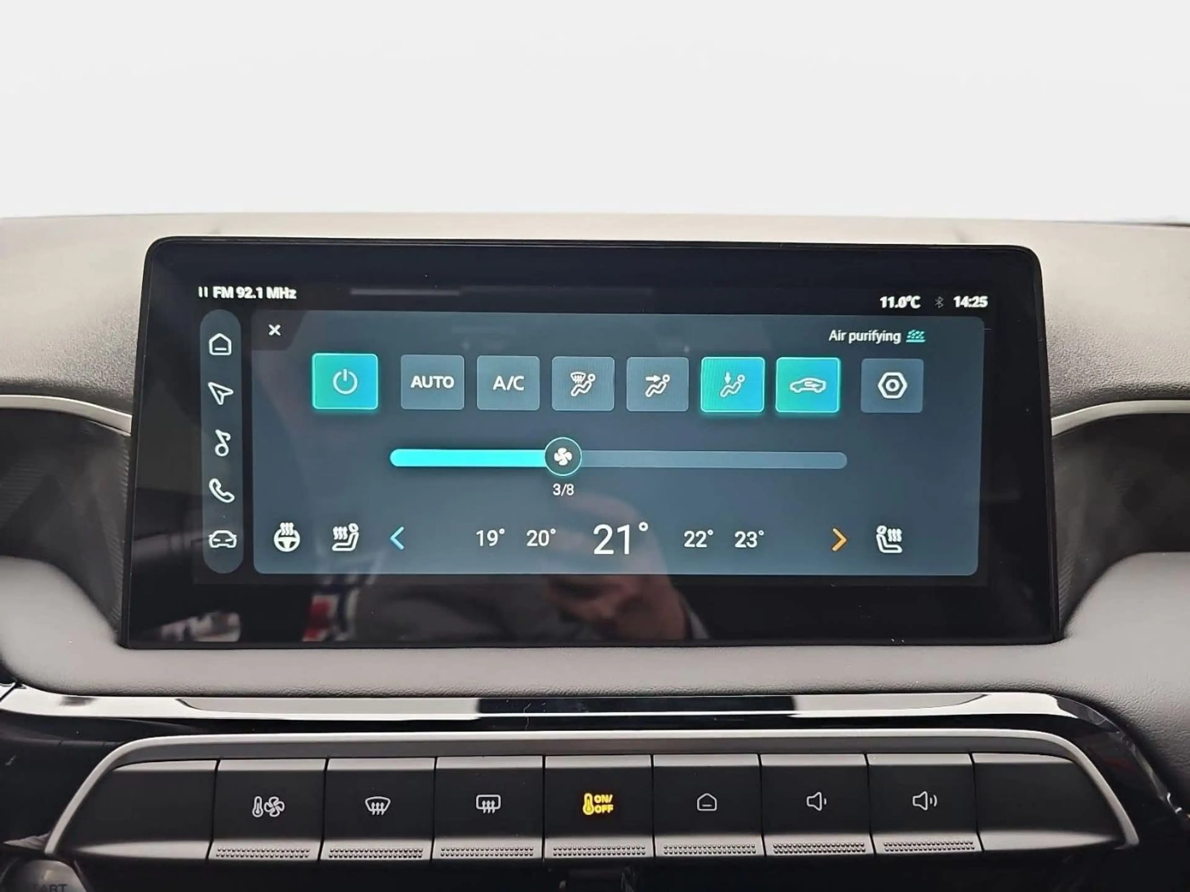 MG MG3 Hybrid+ Luxury KEYLESS-GO*LEDER*NAVI*LED — photo 12