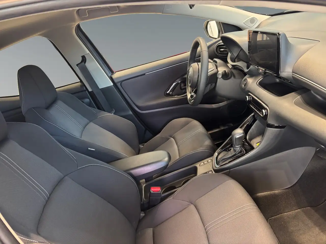 Toyota Yaris 2026 — фото 15