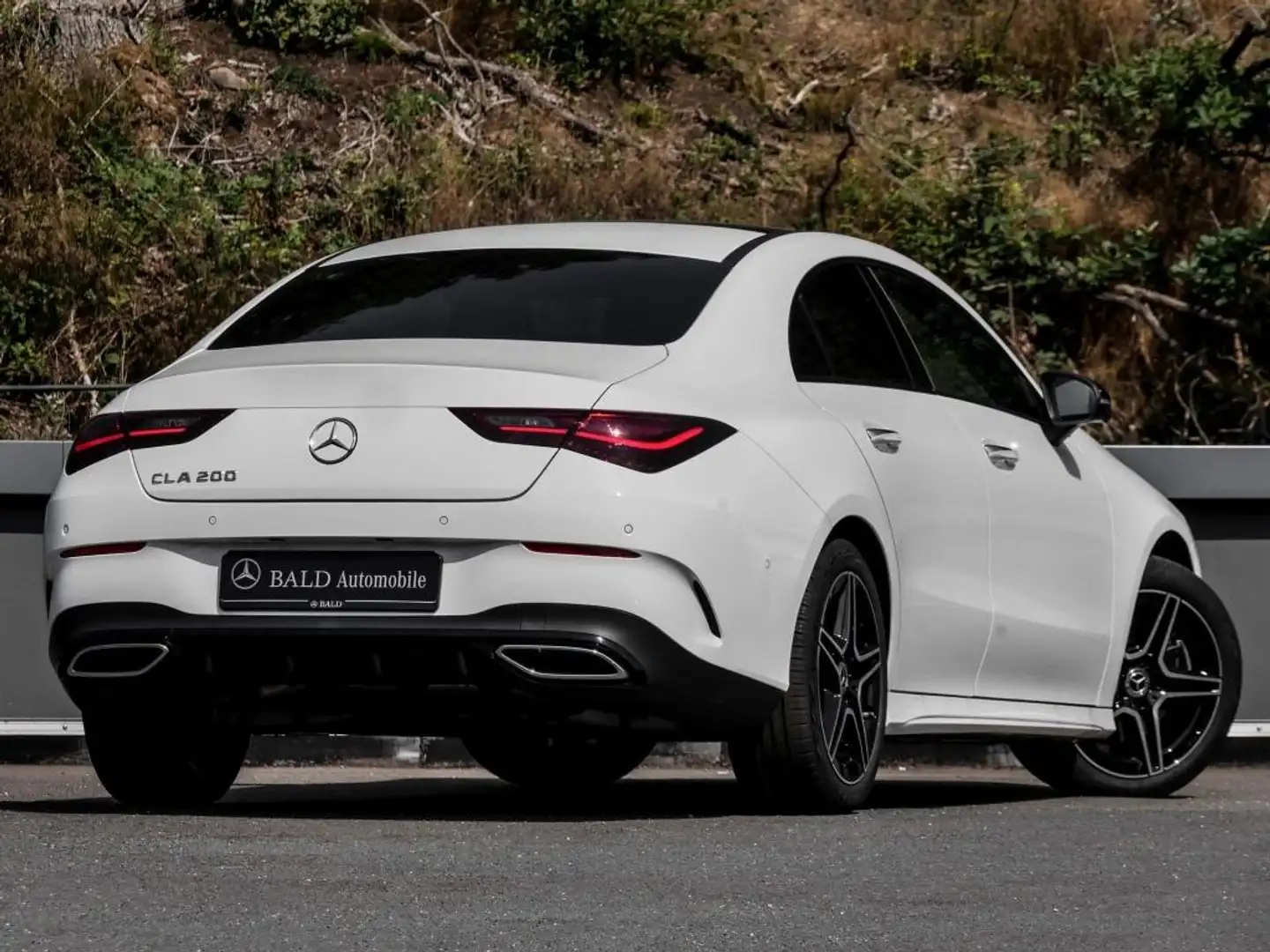 Mercedes-Benz CLA 200 AMG-Advanced/ILS/Pano/360/Totw/Night/18" Bianco - 2