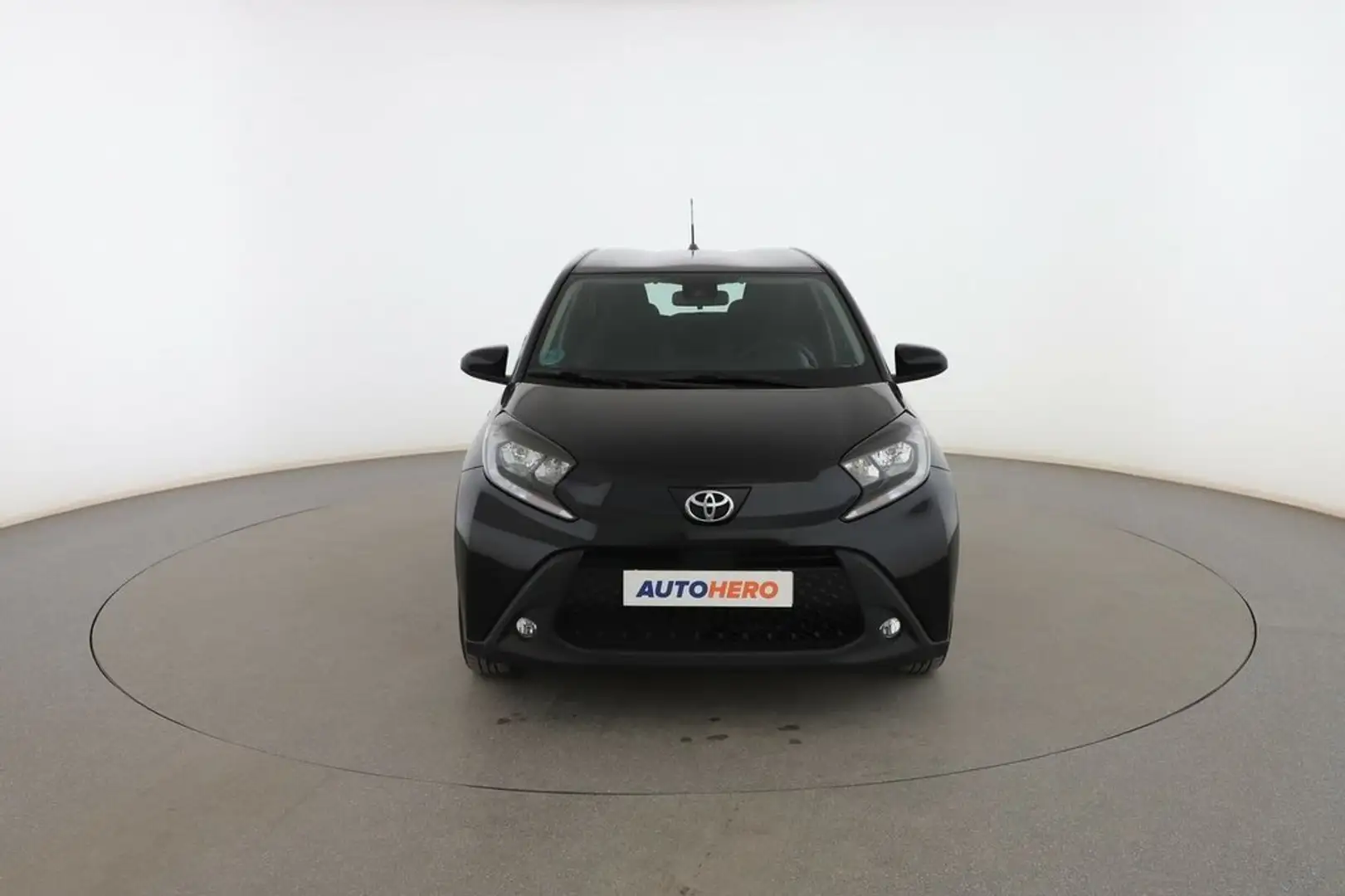 Toyota Aygo X 1.0 Play Negro - 2