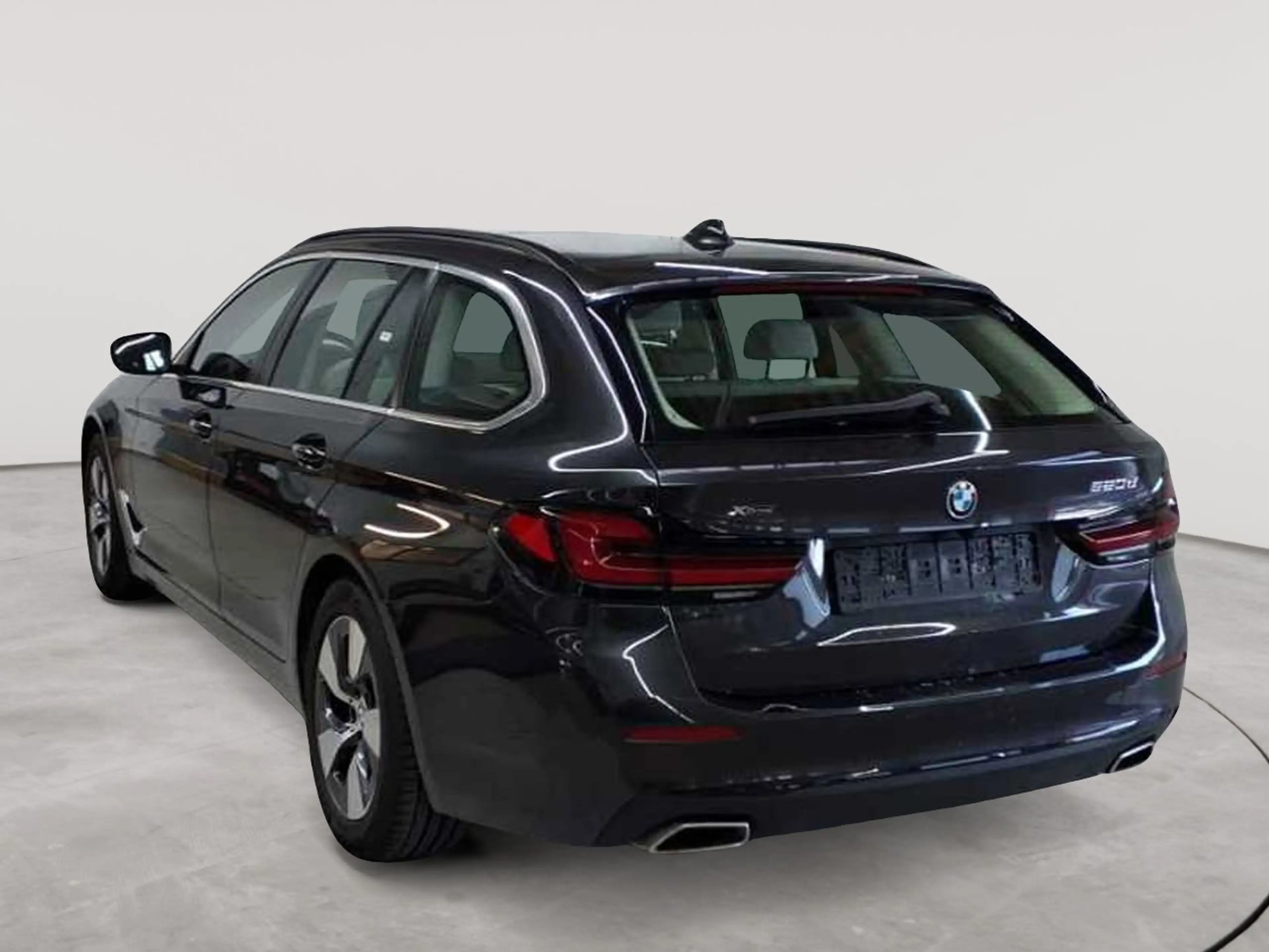 BMW 520 520d xDrive Touring Aut. HuD AHK Pano Sthzg — photo 5