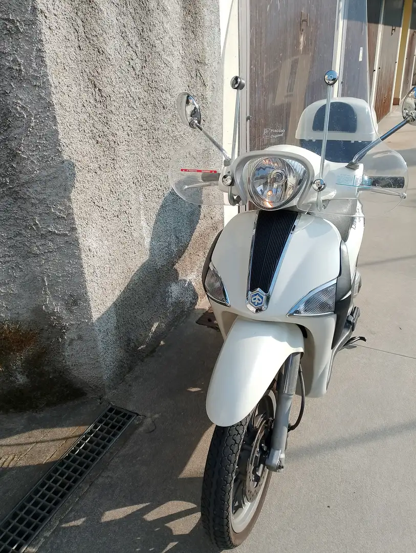 Piaggio Liberty 150 Blanco - 2