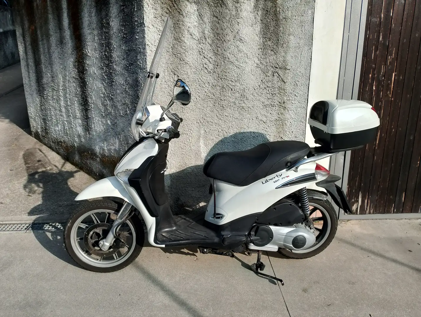 Piaggio Liberty 150 Blanco - 1