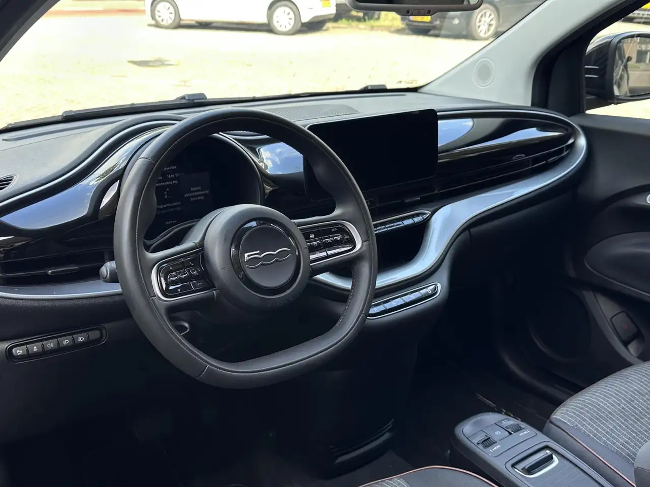 Fiat 500 Icon 42 kWh Led, Pano, Carplay, Camera, LM.., миниатюра 4