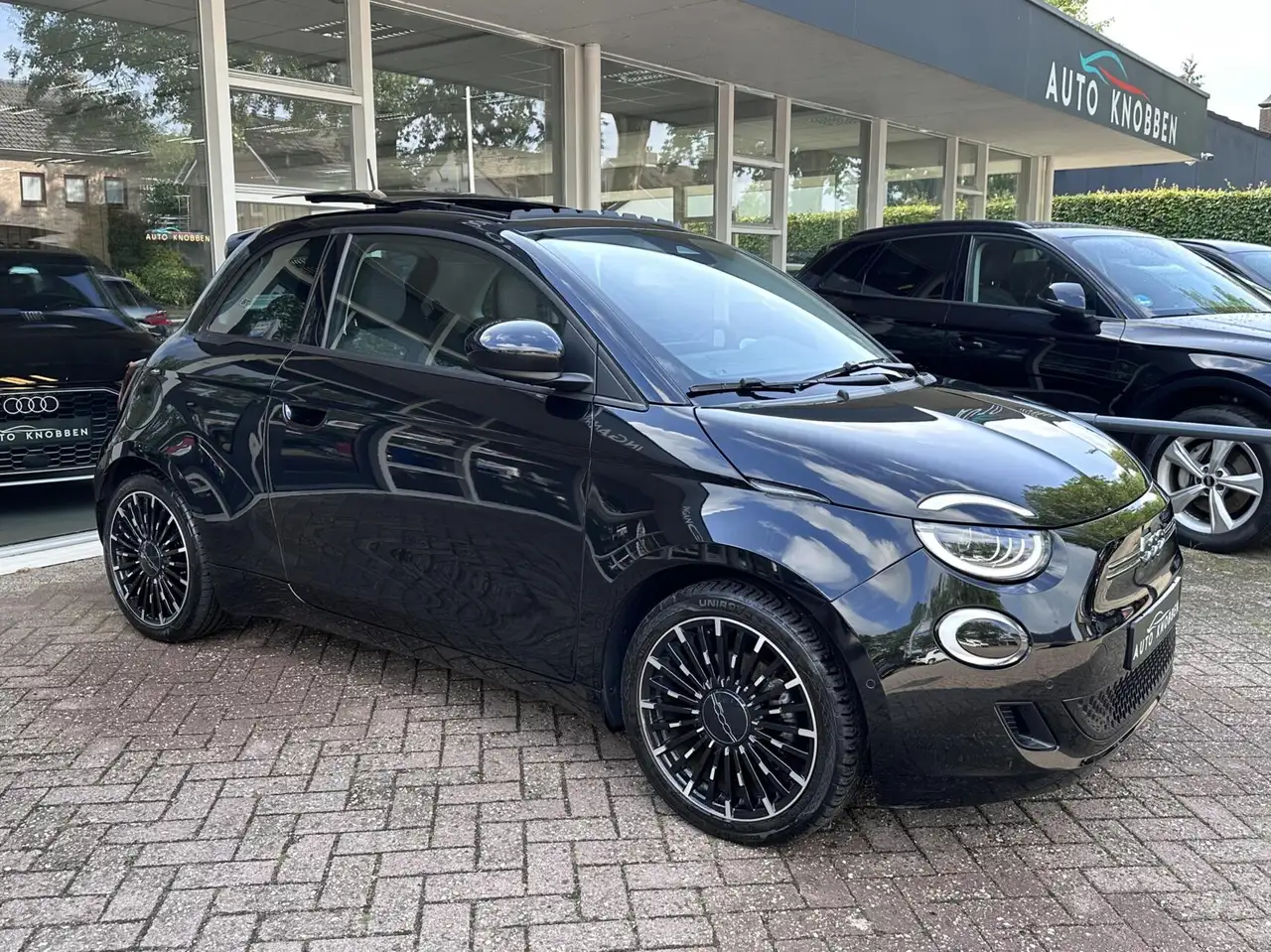 Fiat 500 Icon 42 kWh Led, Pano, Carplay, Camera, LM.., миниатюра 7