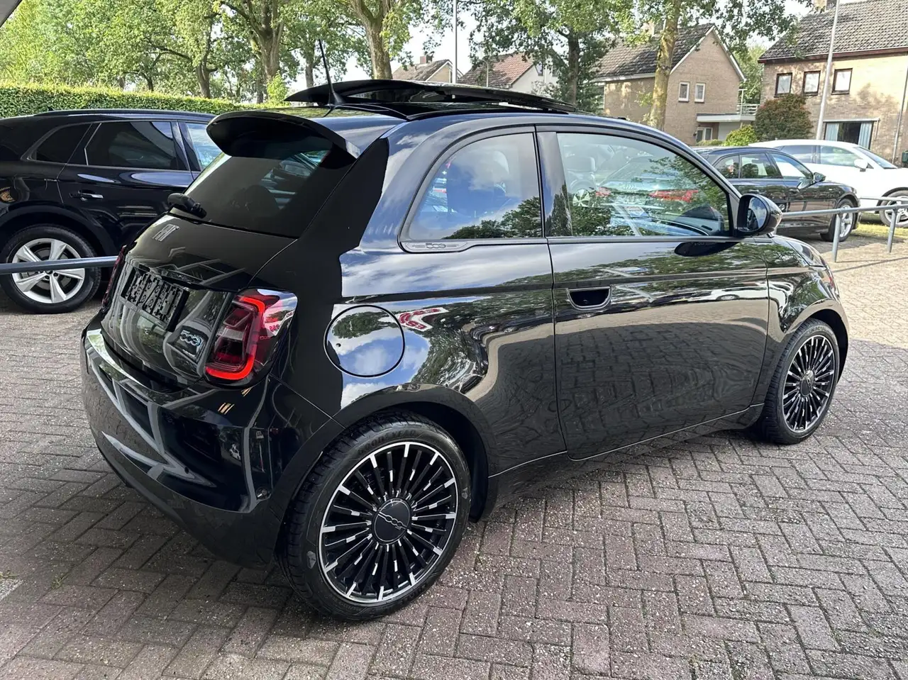 Fiat 500 Icon 42 kWh Led, Pano, Carplay, Camera, LM.., миниатюра 3