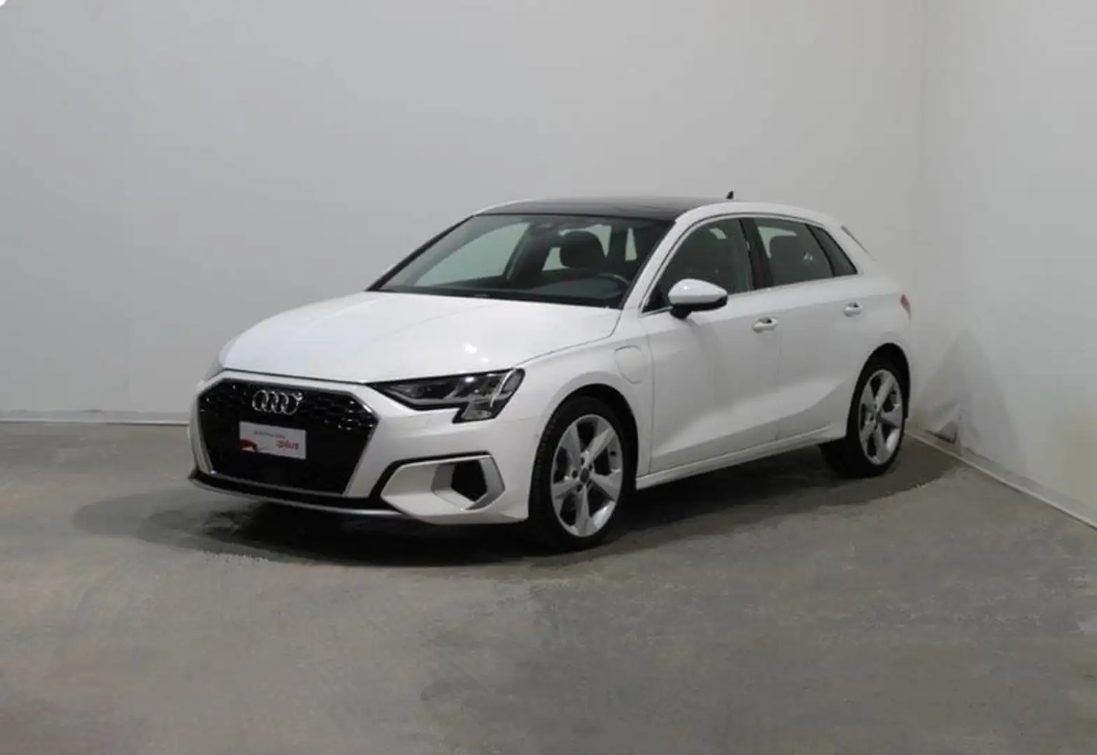 Audi A3 4ª serie SPB 40 TFSI e S tronic Business Advanced bijela - 1