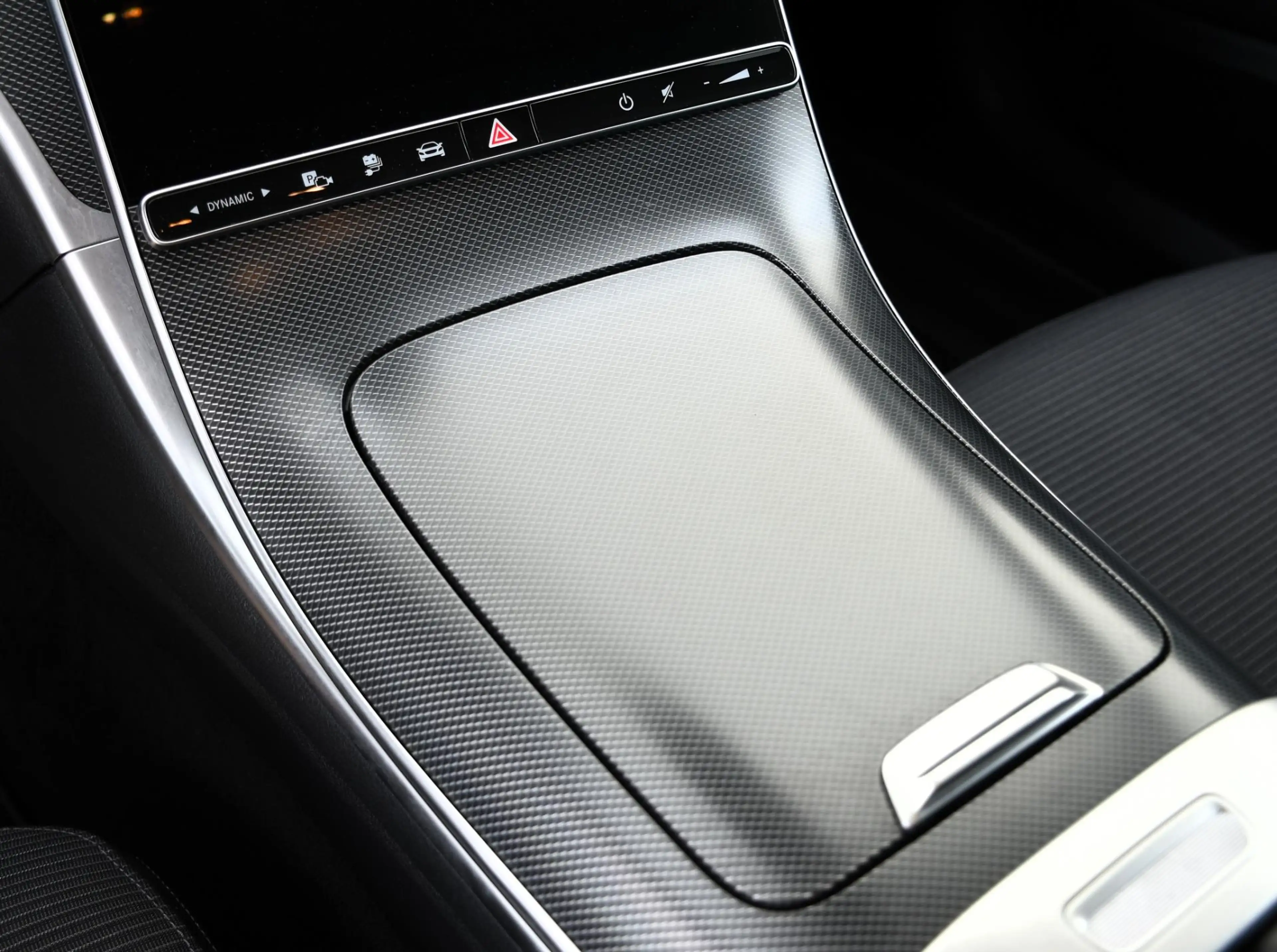 Mercedes-Benz C 300 e Avantgarde Memory | Sound | Keylessgo — photo 28