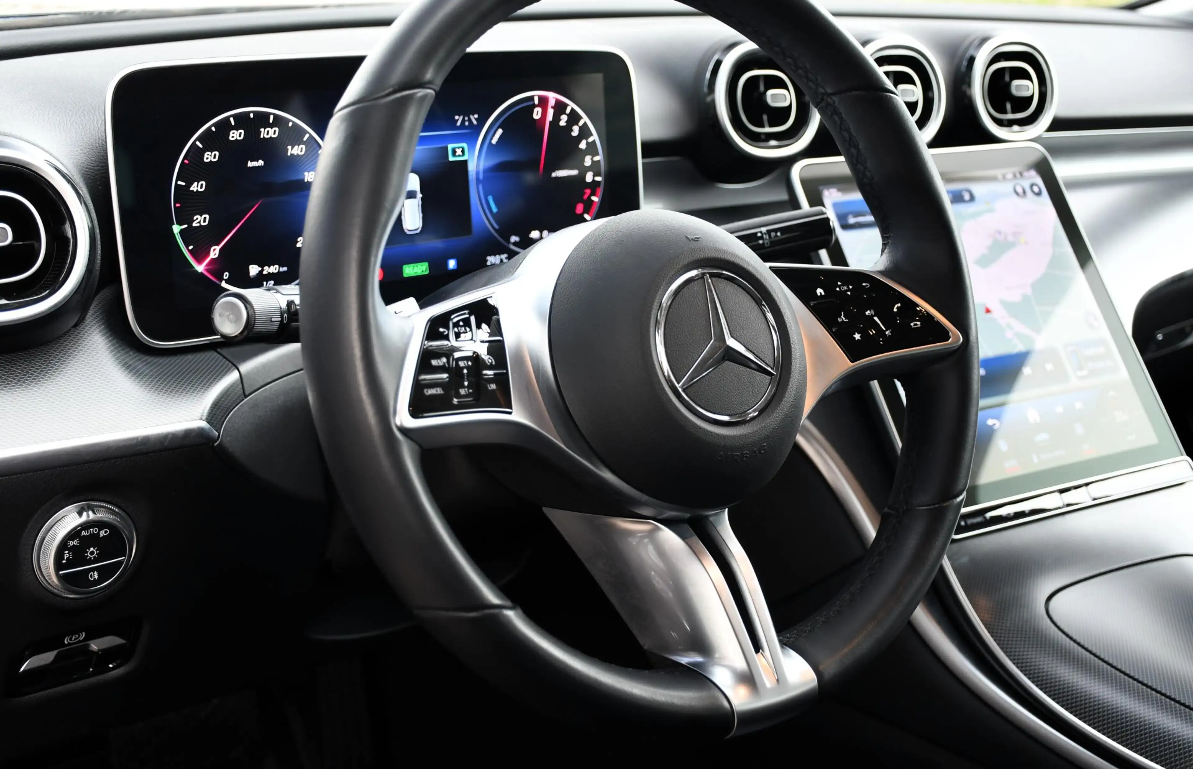 Mercedes-Benz C 300 e Avantgarde Memory | Sound | Keylessgo — photo 12