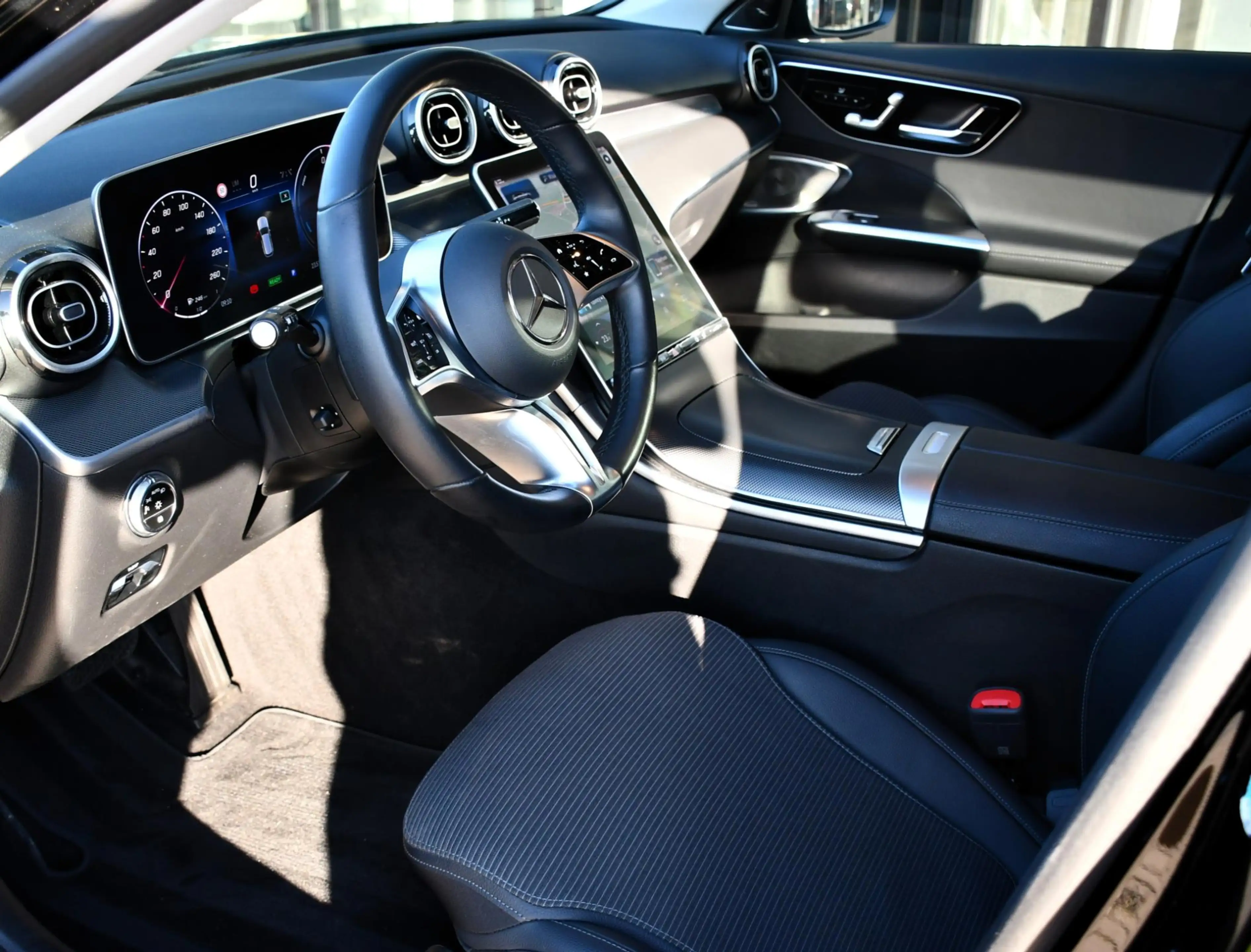 Mercedes-Benz C 300 e Avantgarde Memory | Sound | Keylessgo — photo 11