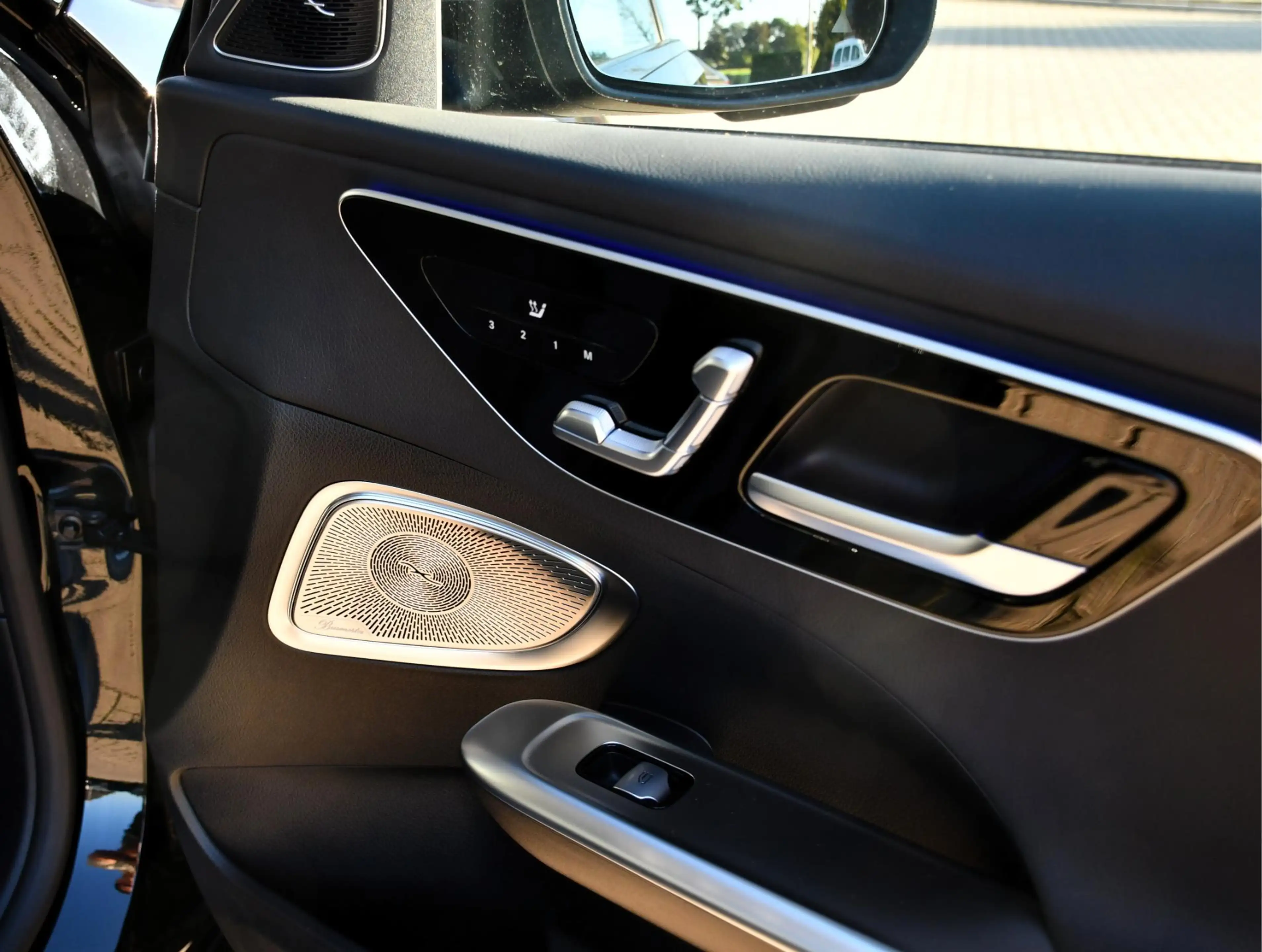 Mercedes-Benz C 300 e Avantgarde Memory | Sound | Keylessgo — photo 25