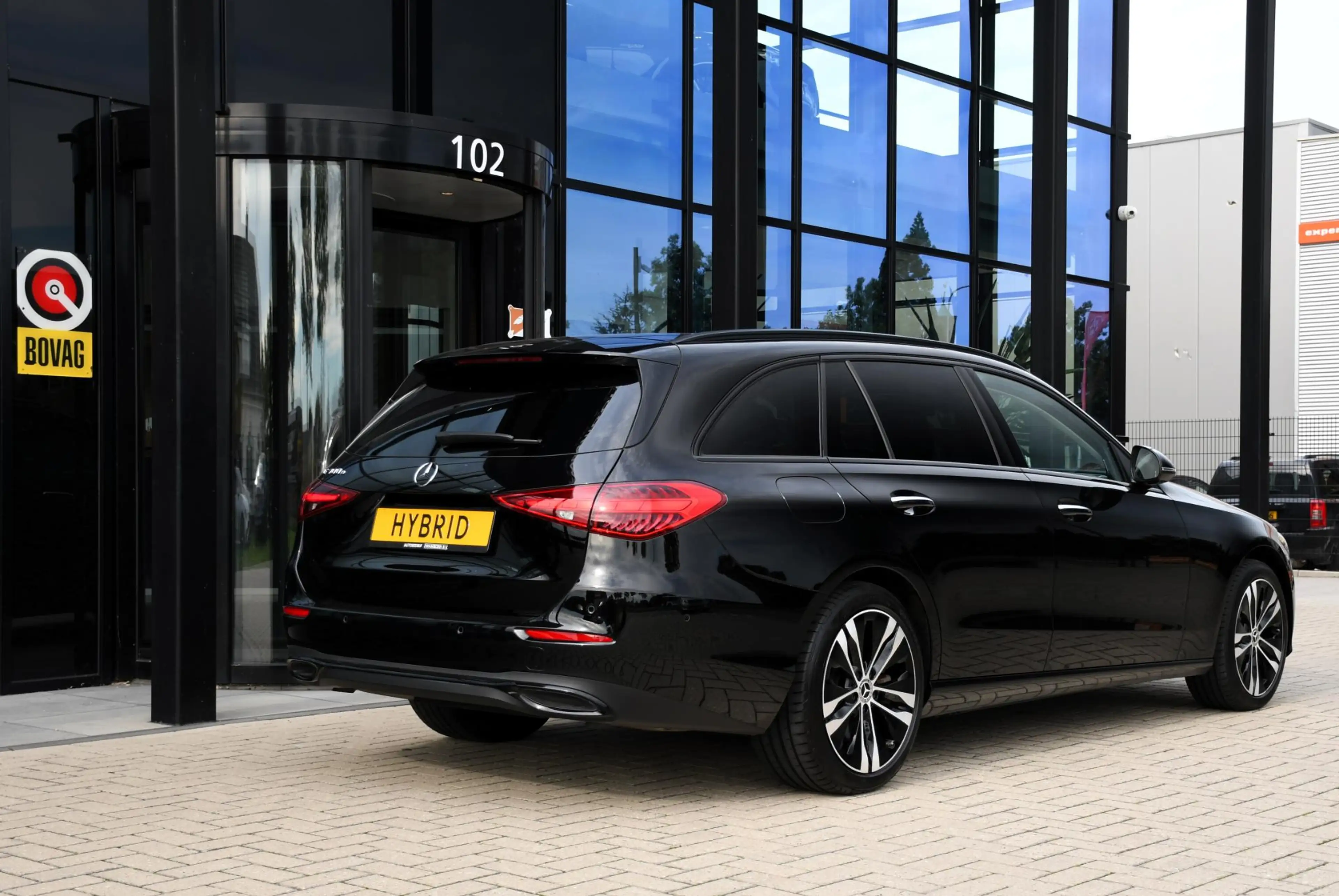 Mercedes-Benz C 300 e Avantgarde Memory | Sound | Keylessgo — photo 7