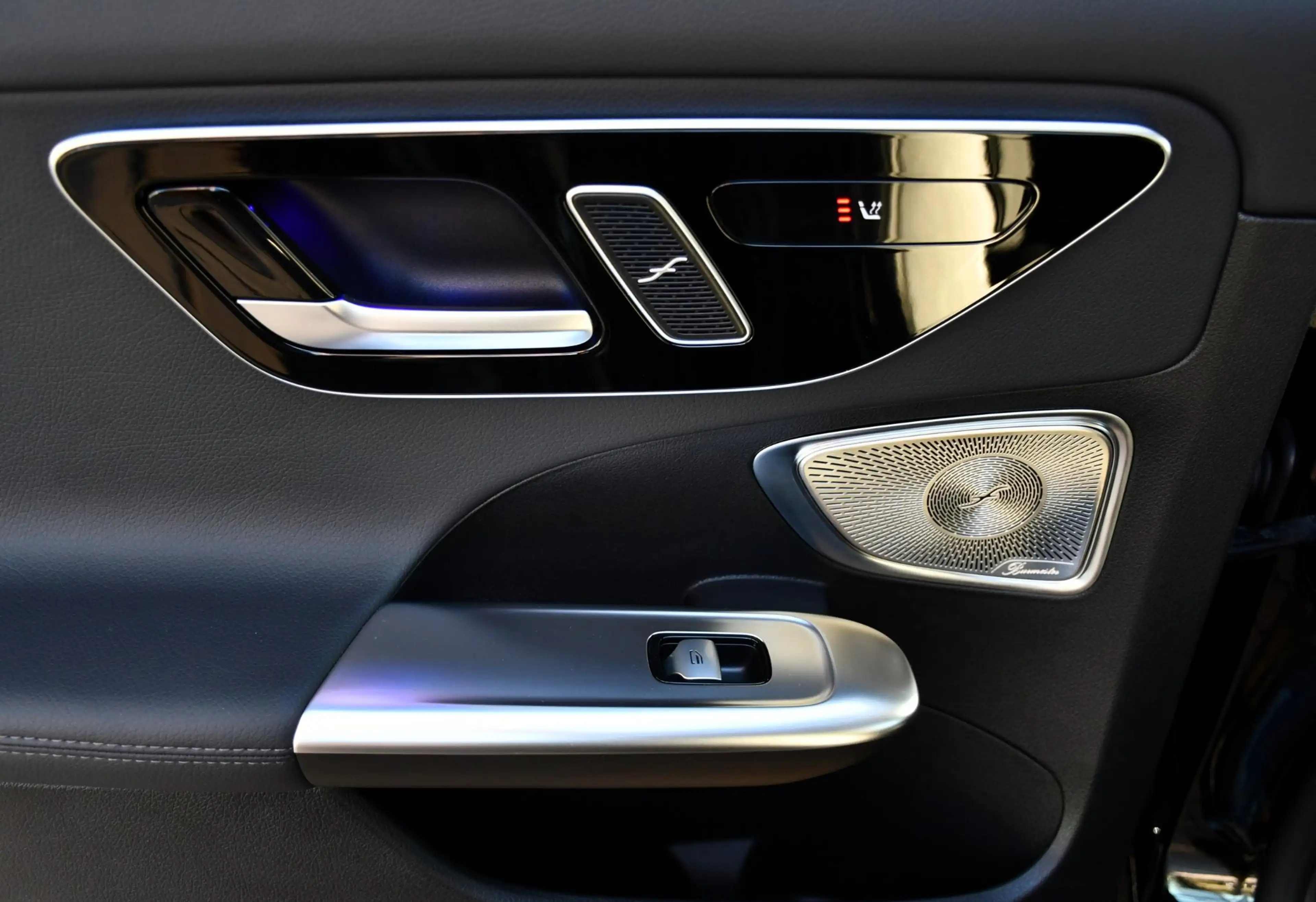 Mercedes-Benz C 300 e Avantgarde Memory | Sound | Keylessgo — photo 20