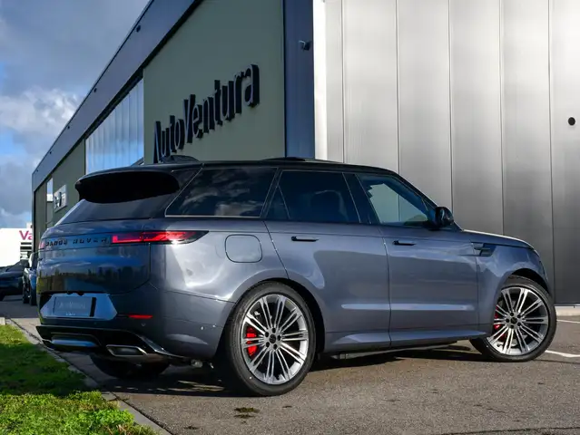 Land Rover Range Rover Sport view 6