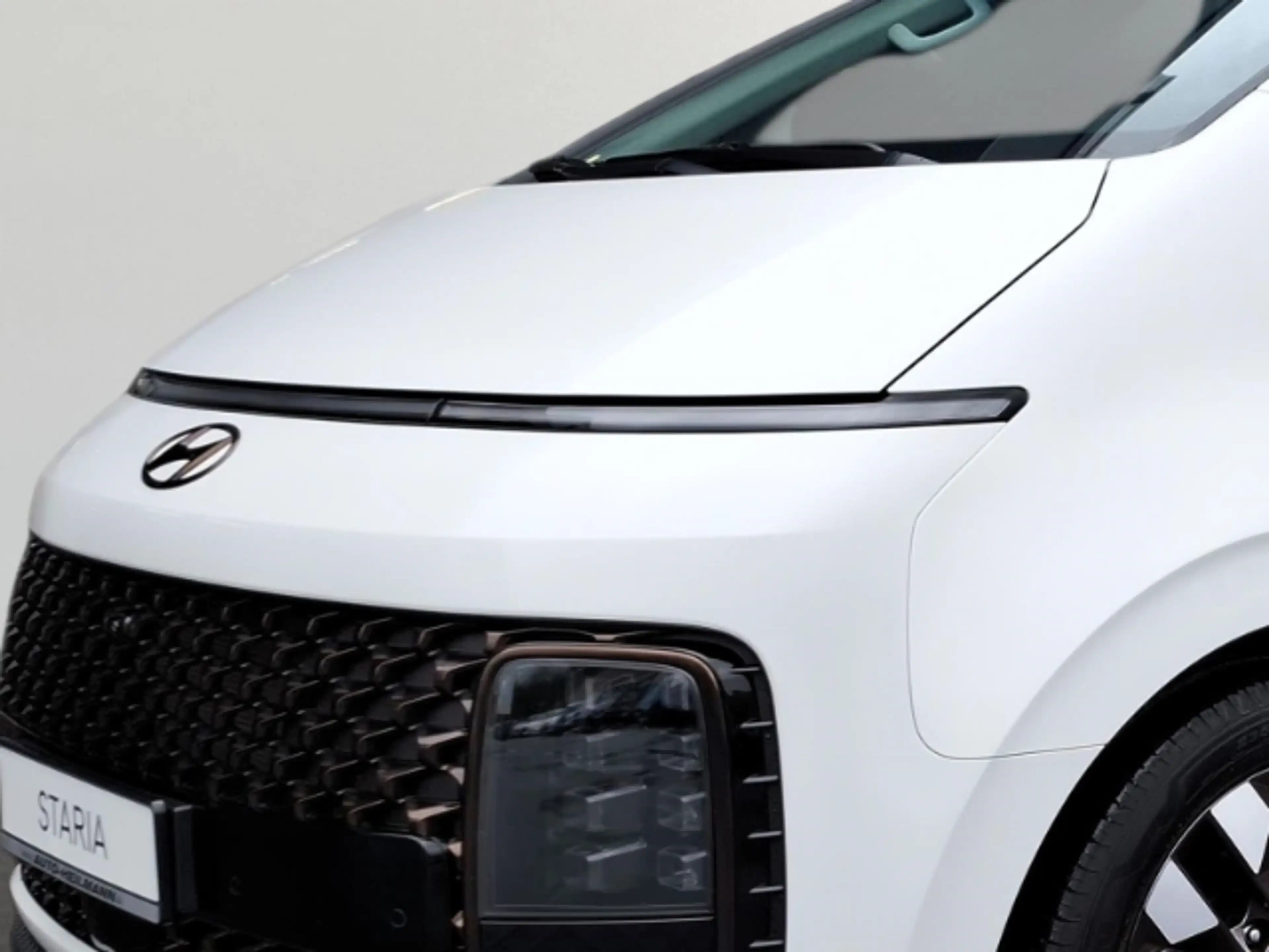 Hyundai STARIA Signature 2.2 CRDi Automatk 7-Sitzer/Leder/BOSE/Na — photo 5