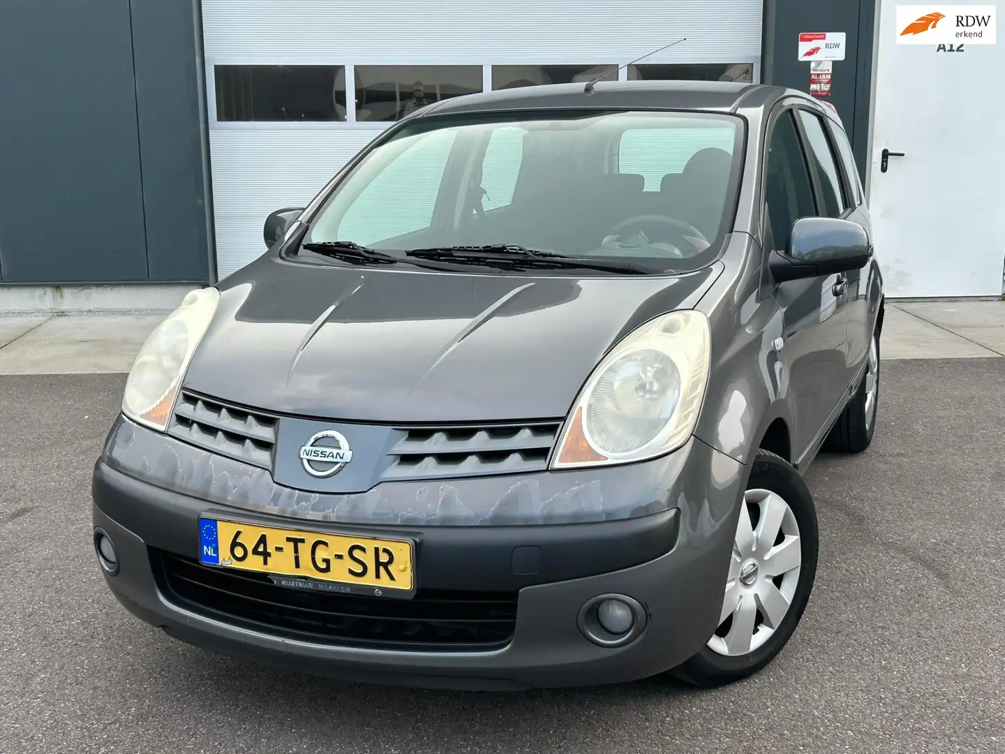 Nissan Note 1.4 First Note Airco l Nieuwe APK! siva - 1