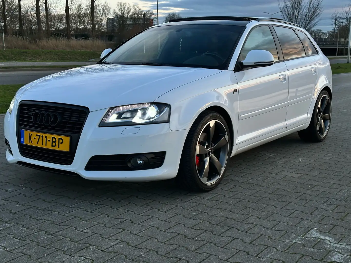 Audi A3 1.4 TFSI Attraction ABT Wit - 2