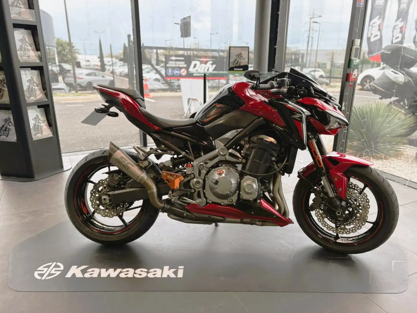 Kawasaki Z 900 Rouge - 1