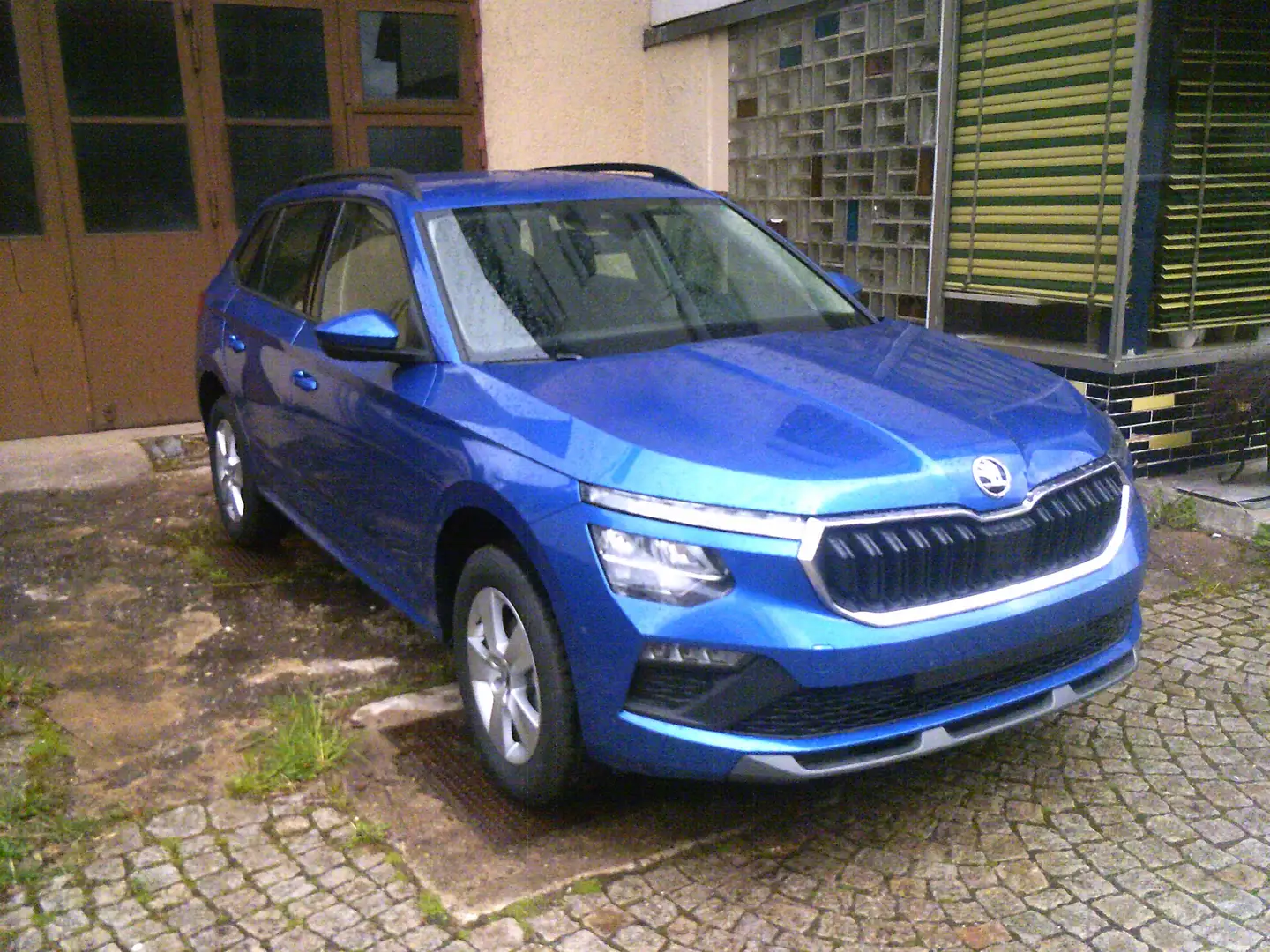 Skoda Kamiq 1.0 TSI 115 EditionKameraAlu16 PDC SHZ Modell 2026 Silber - 2