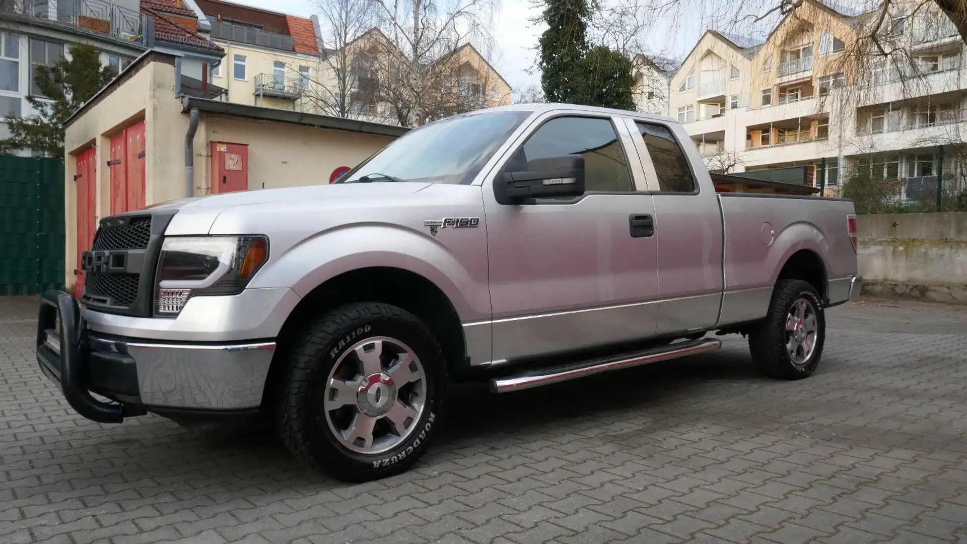 Ford F 150 Benzin / LPG Чорний - 1