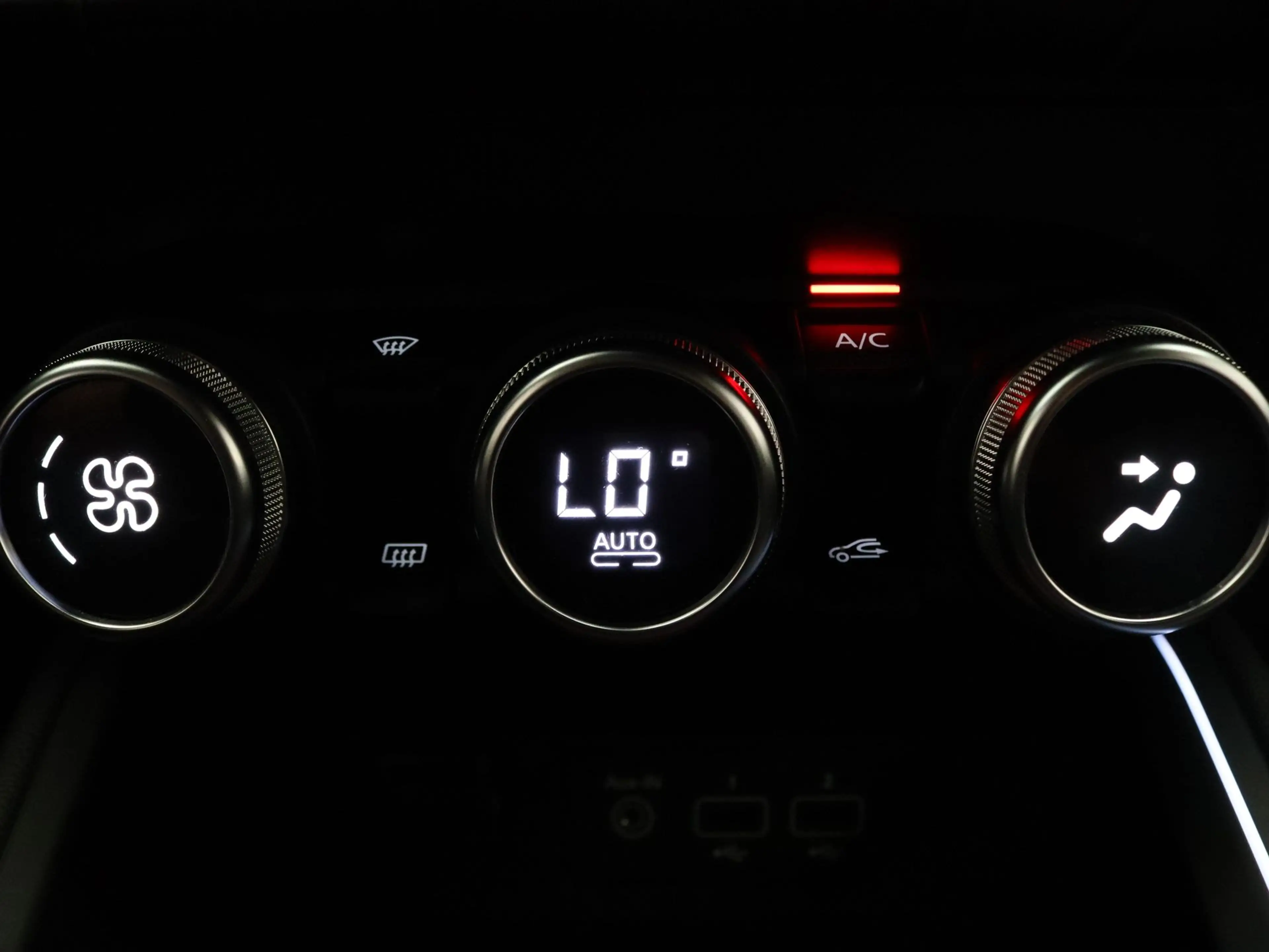 Renault Clio 100pk TCe Intens Apple Carplay/Android Auto | Clim — photo 7