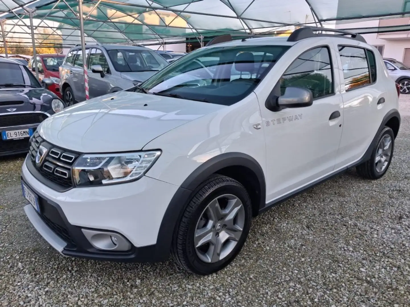 Dacia Sandero Stepway 0.9 TCe 12V 90 CV Start&Stop Bianco - 1
