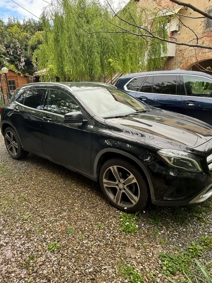 Mercedes-Benz GLA 200 d Enduro Activity 4matic auto - 1