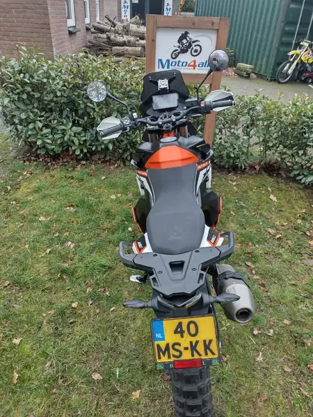 KTM 890 Adventure - foto 8