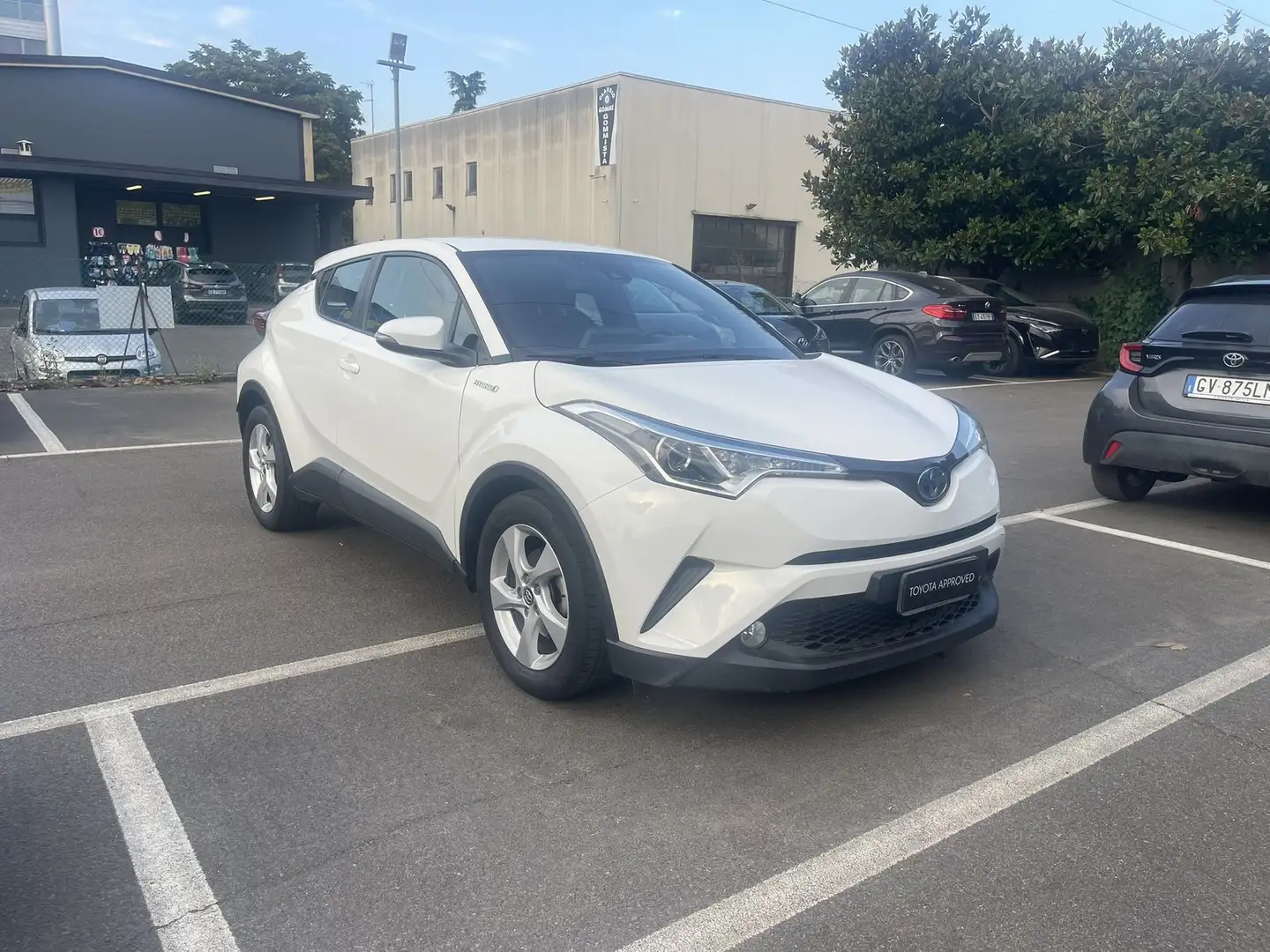 Toyota C-HR 1.8 Hybrid E-CVT Style Wit - 2