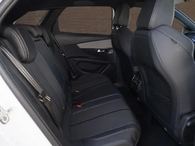 Peugeot 3008 view 12